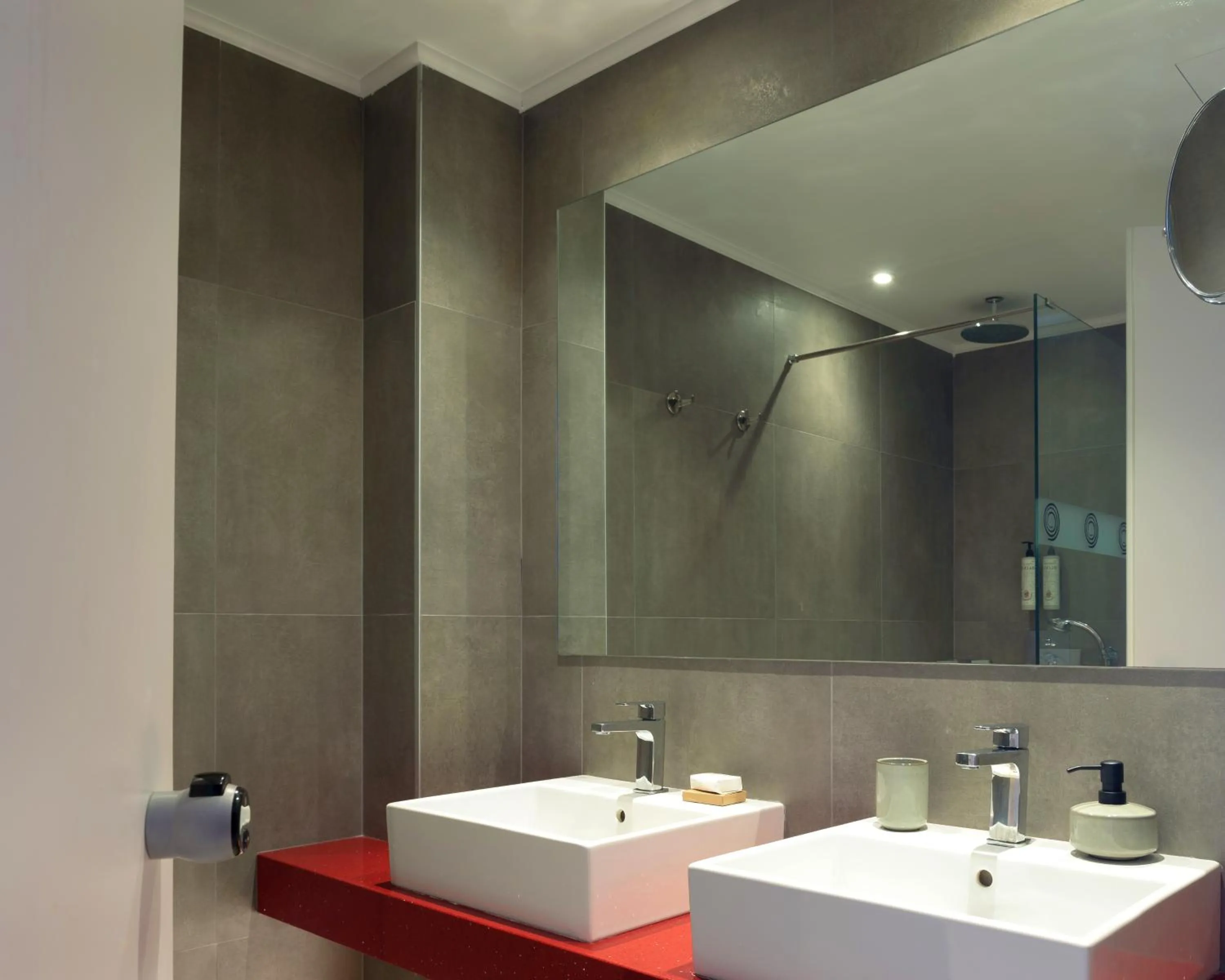 Bathroom in High Beach Resort