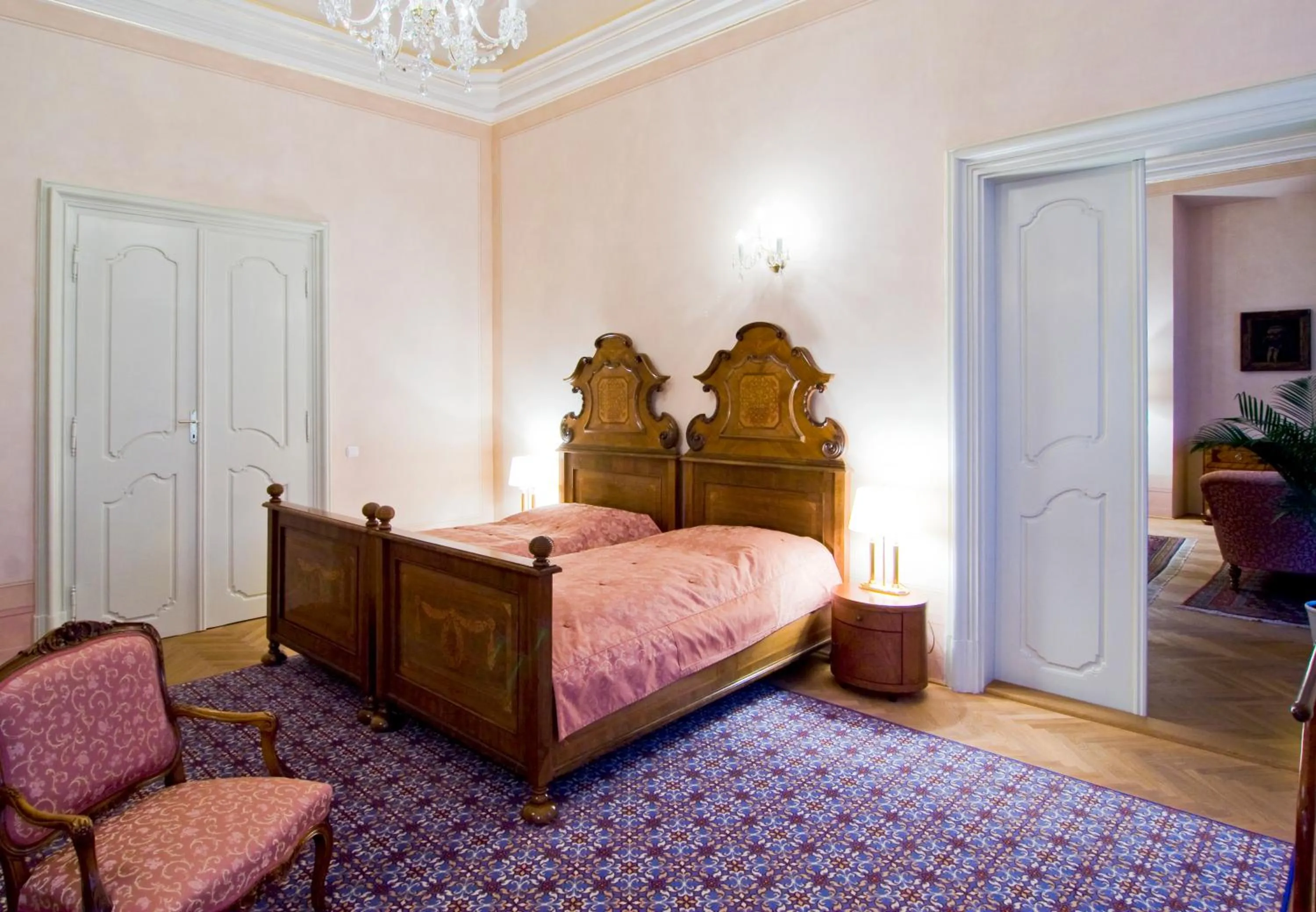 Bedroom, Bed in Château Liblice