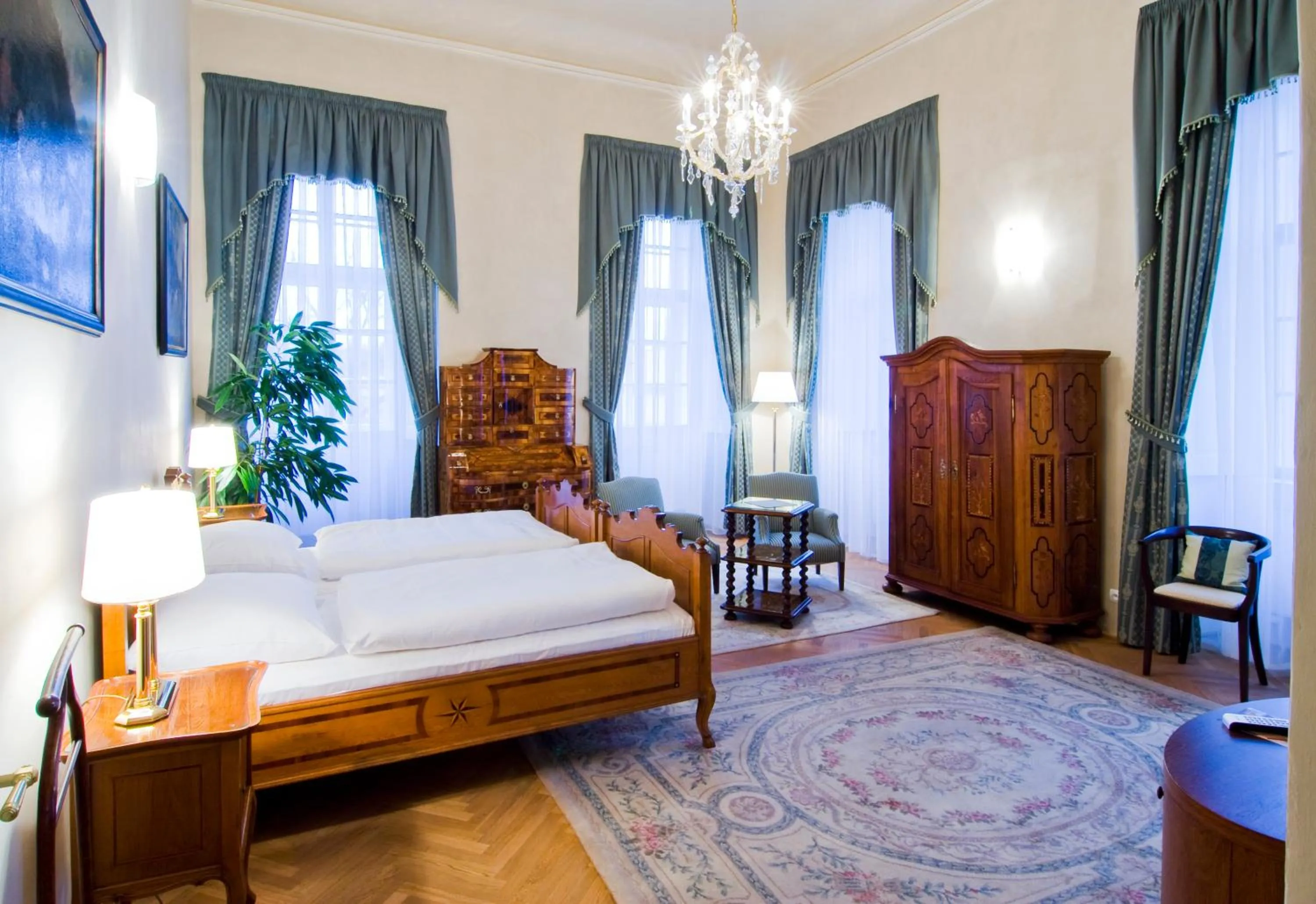 Photo of the whole room, Bed in Château Liblice