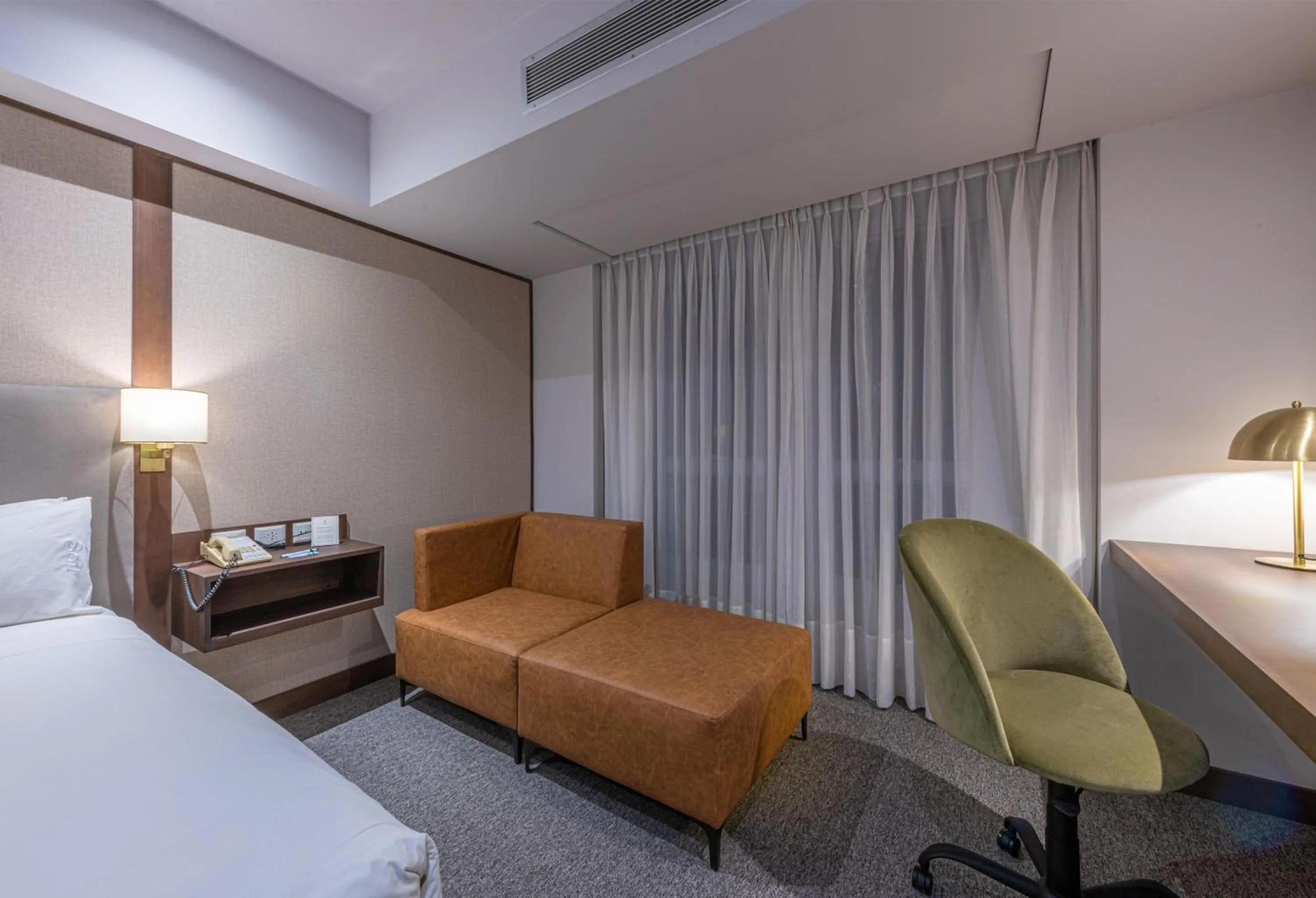 Bed in Holiday Inn Cordoba by IHG