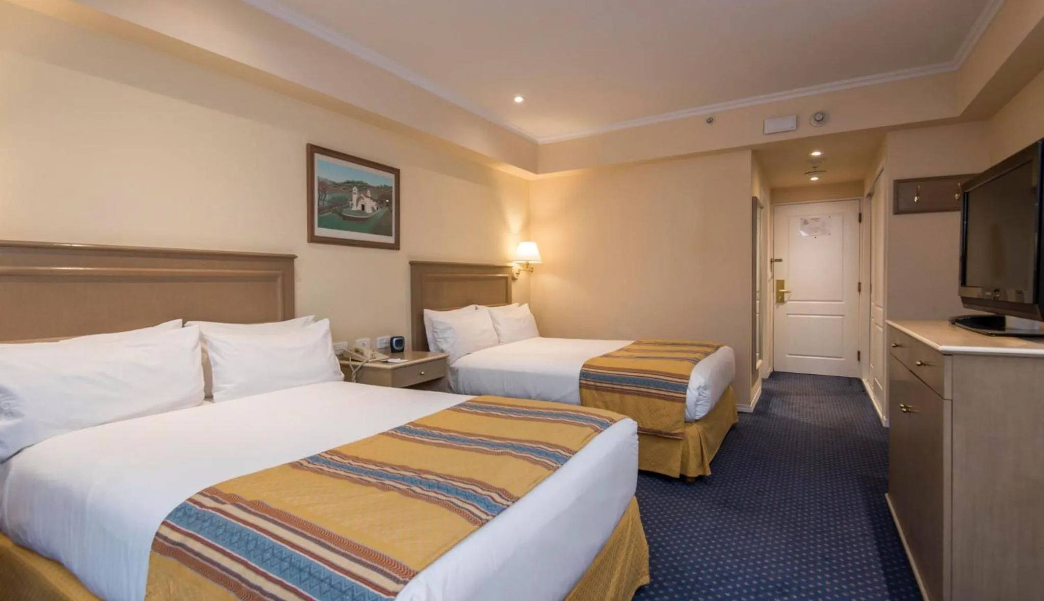Photo of the whole room, Bed in Holiday Inn Cordoba by IHG