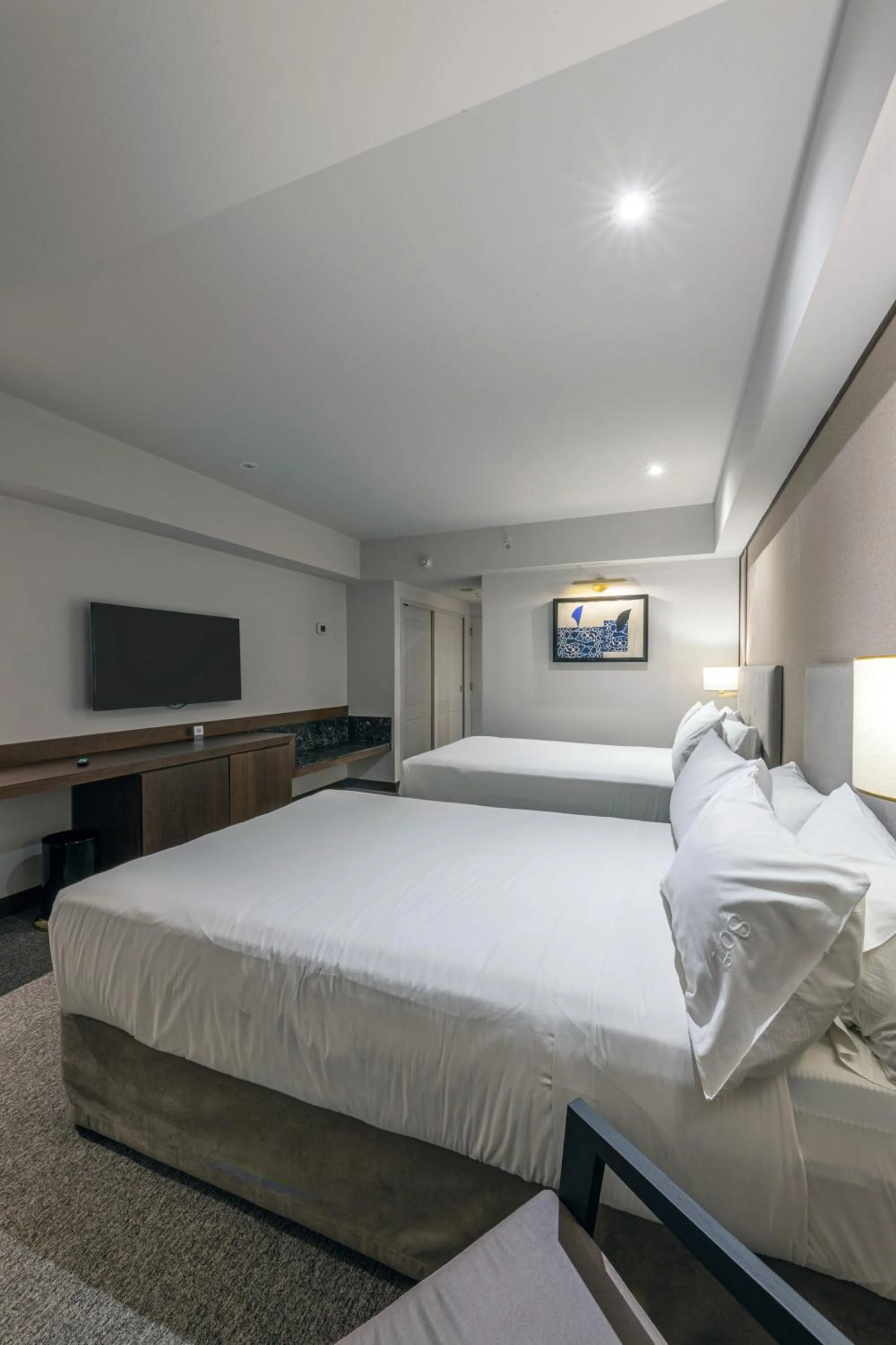 Bed in Holiday Inn Cordoba by IHG