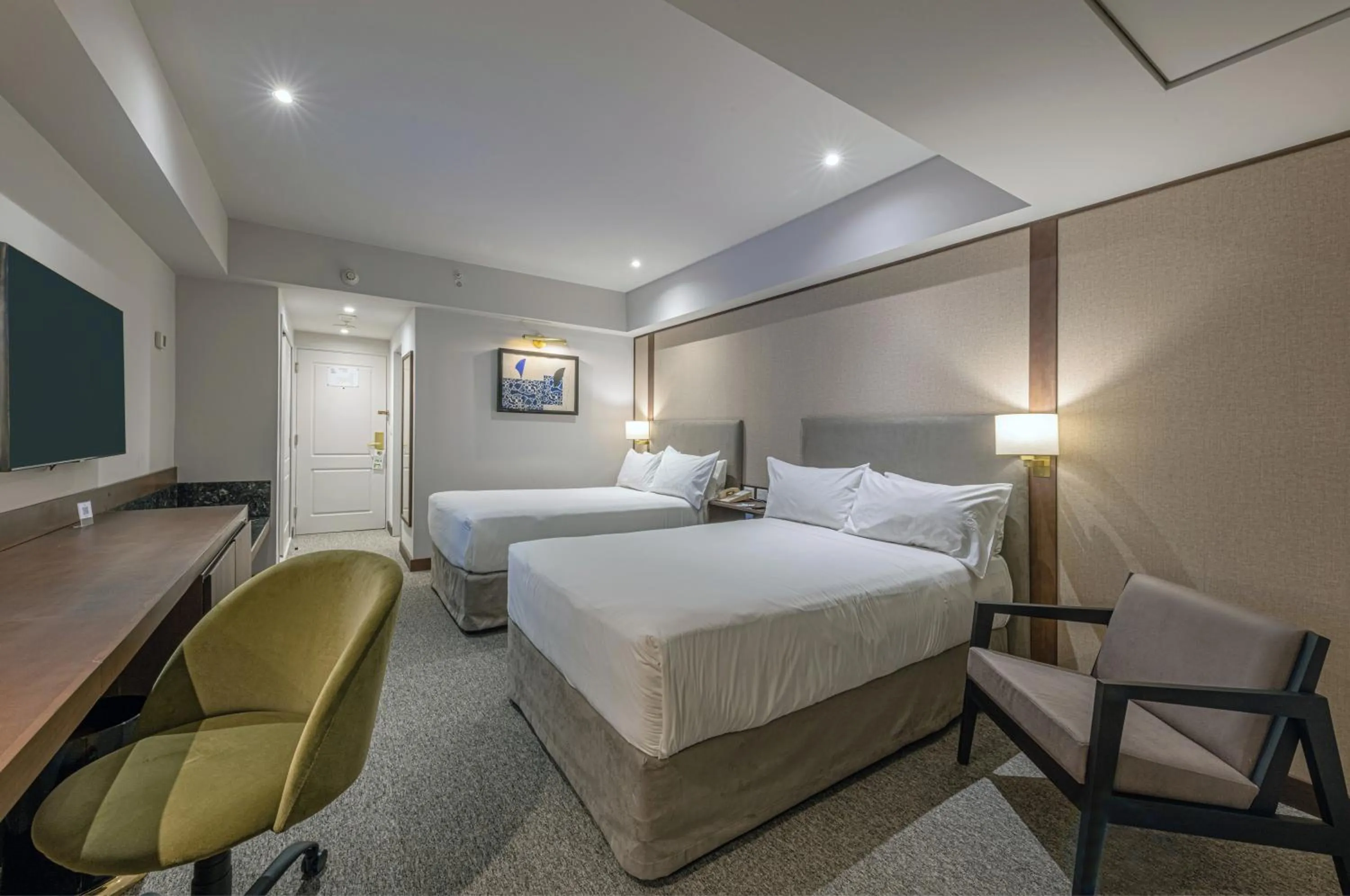 Bed in Holiday Inn Cordoba by IHG