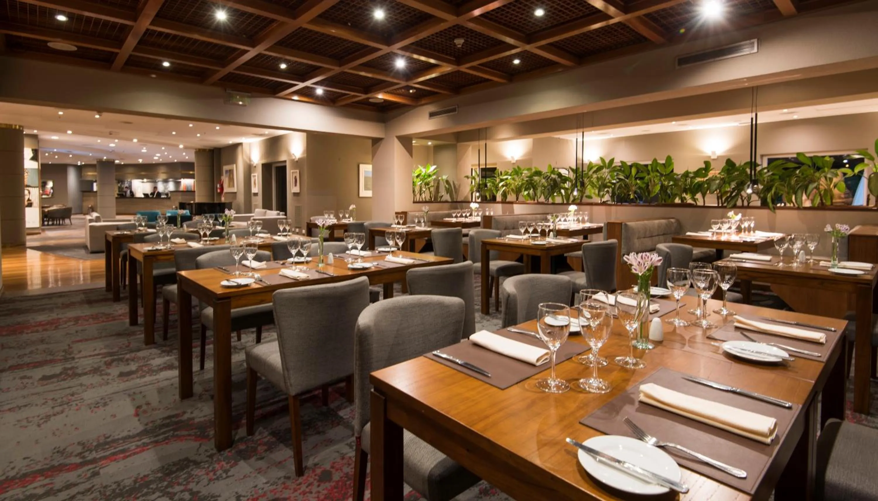 Restaurant/places to eat in Holiday Inn Cordoba by IHG