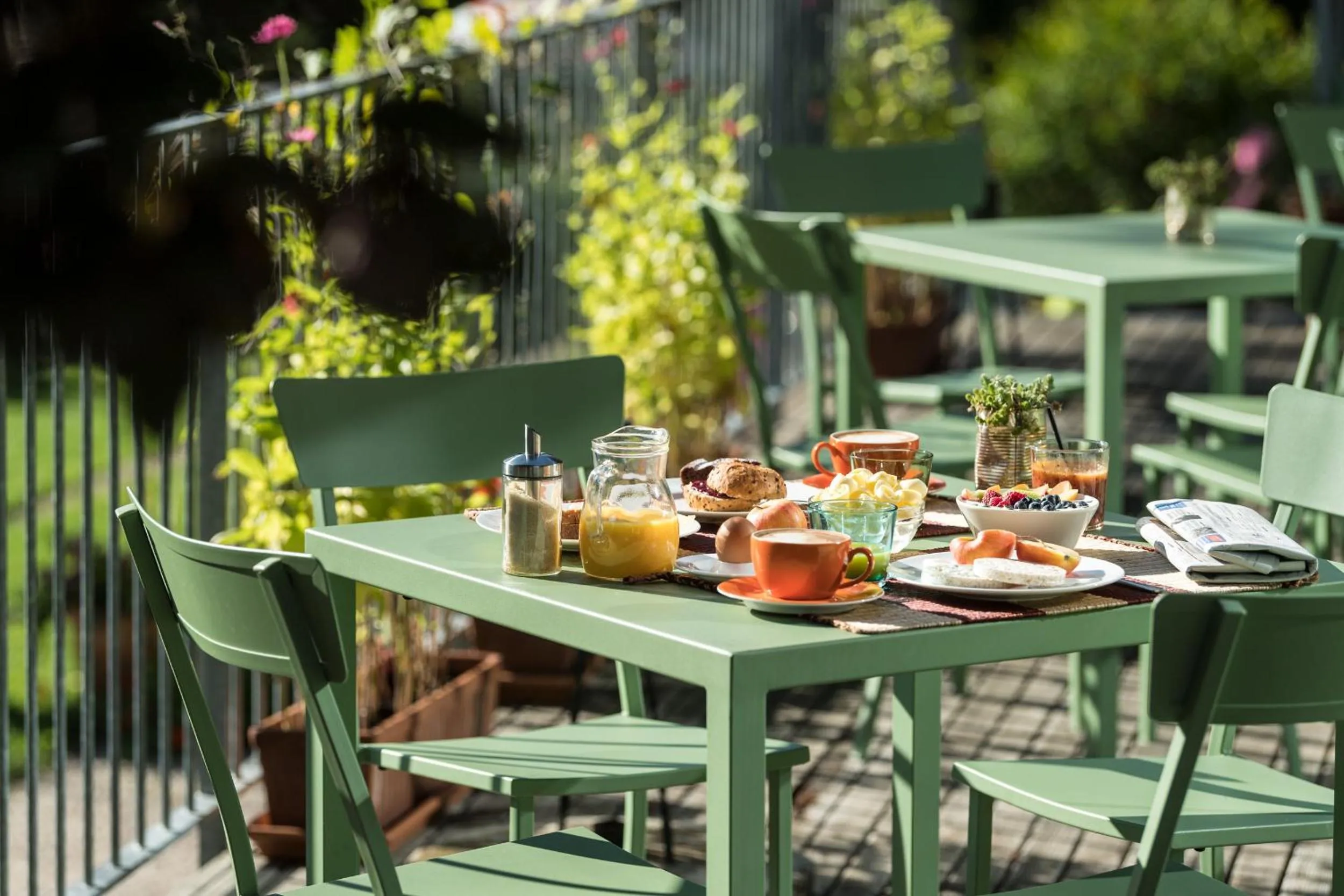 Balcony/Terrace in Azalea Park Hotel