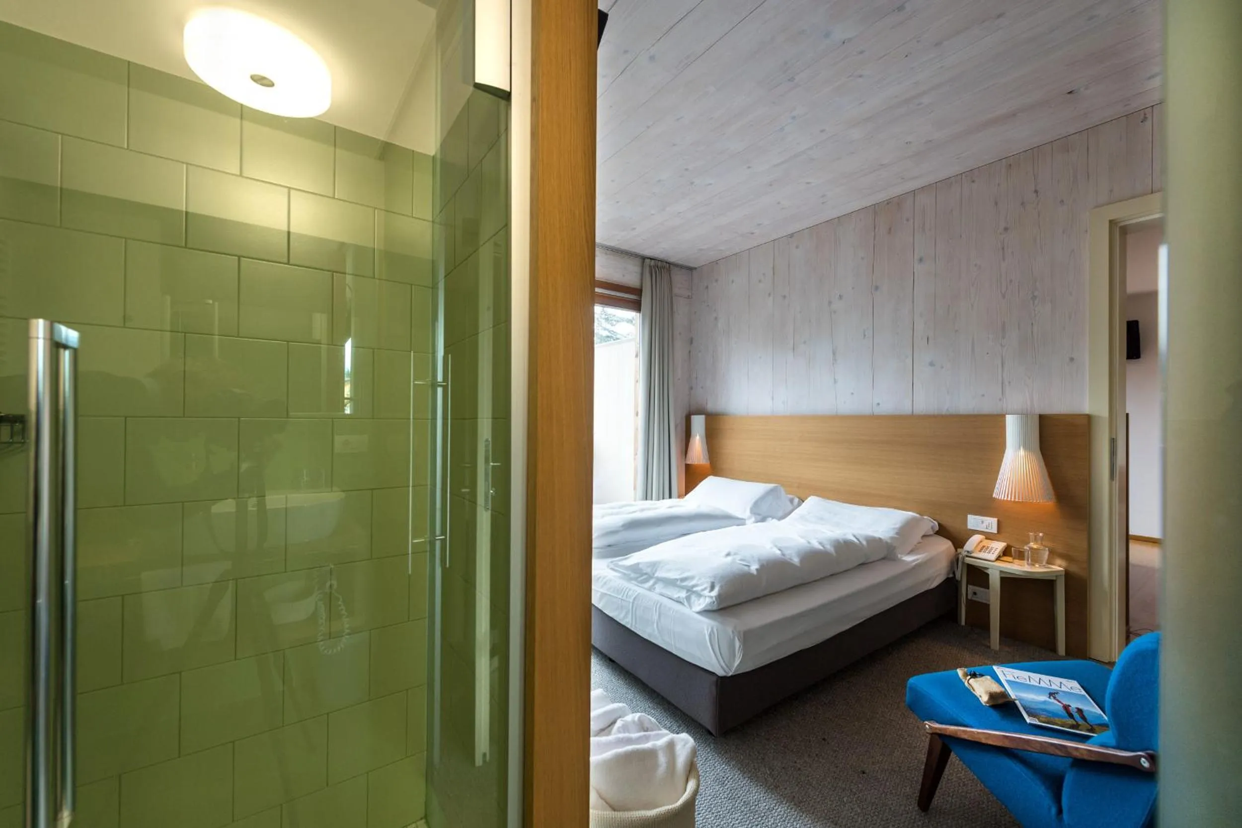 Bed in Azalea Park Hotel