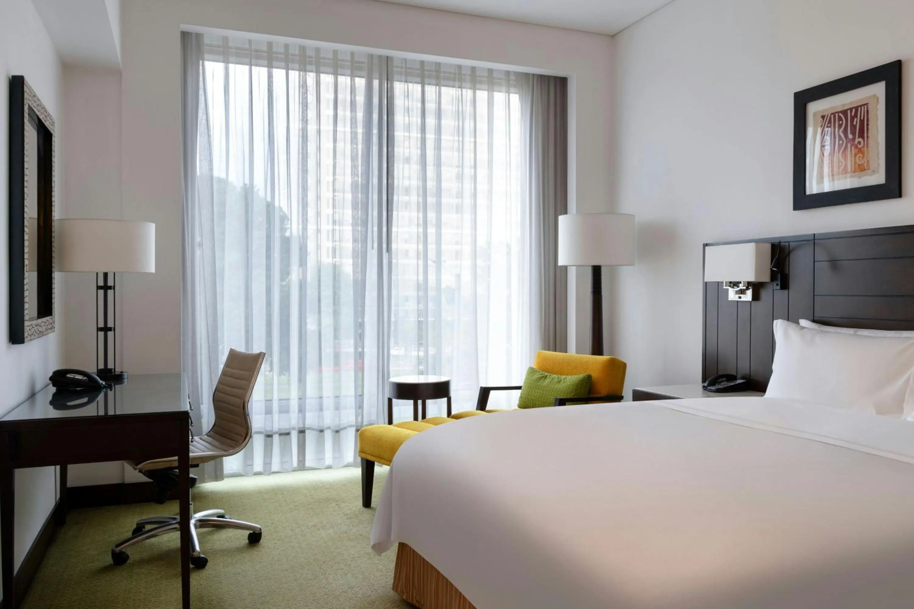 Photo of the whole room, Bed in Bogotá Marriott Hotel