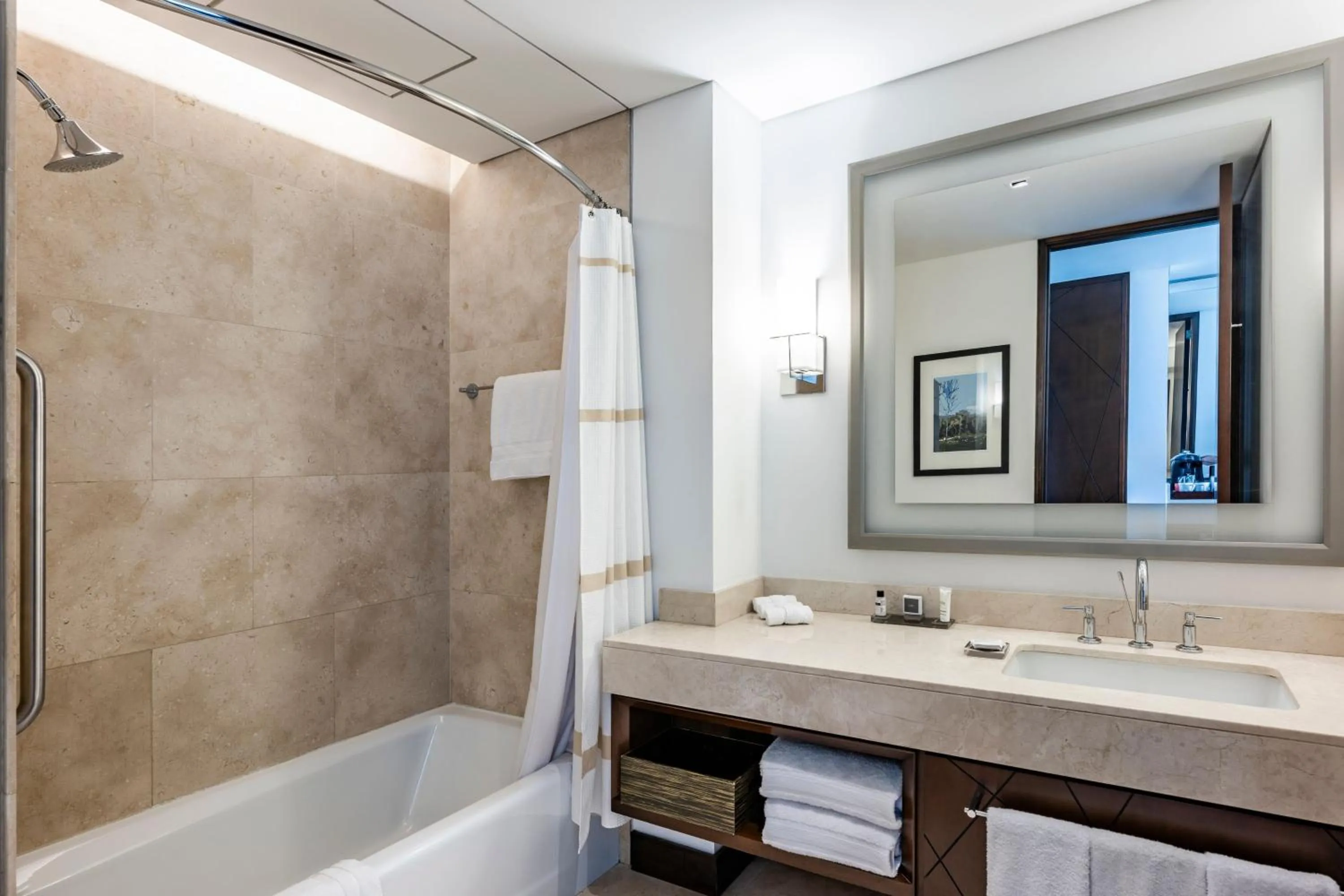 Bathroom in Bogotá Marriott Hotel