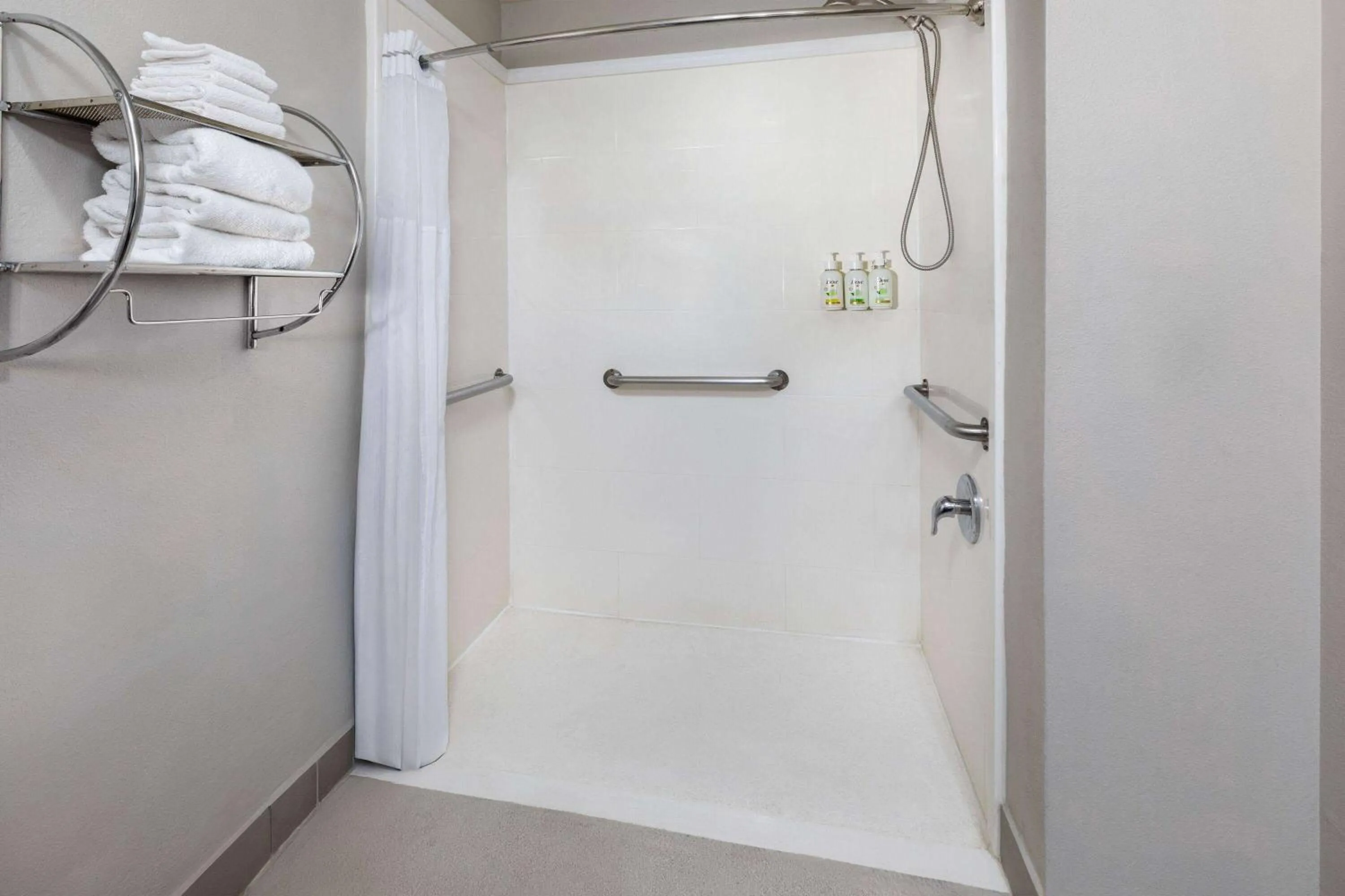 Shower in La Quinta by Wyndham North Orem