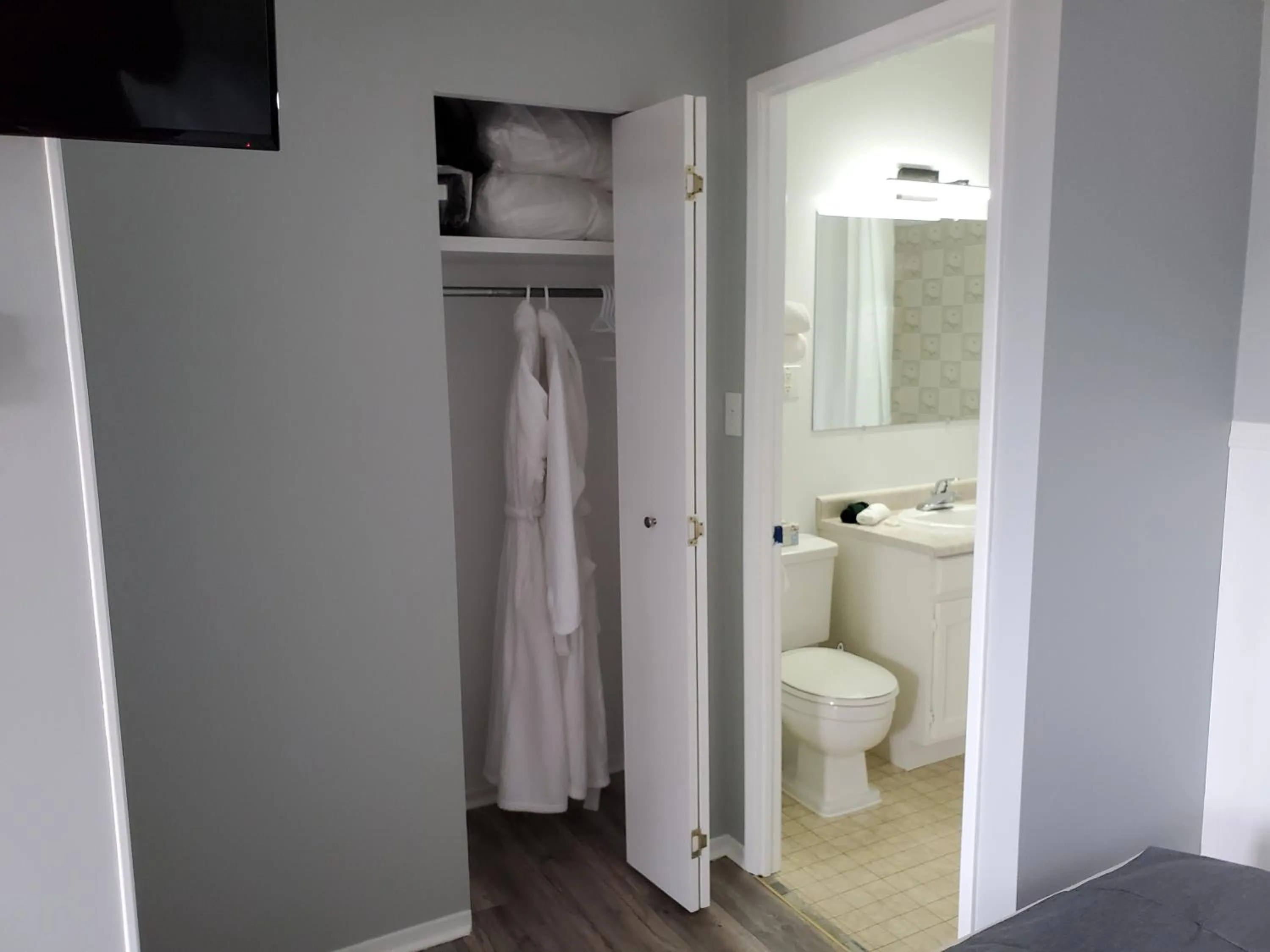 Bathroom in Celadon Lodge