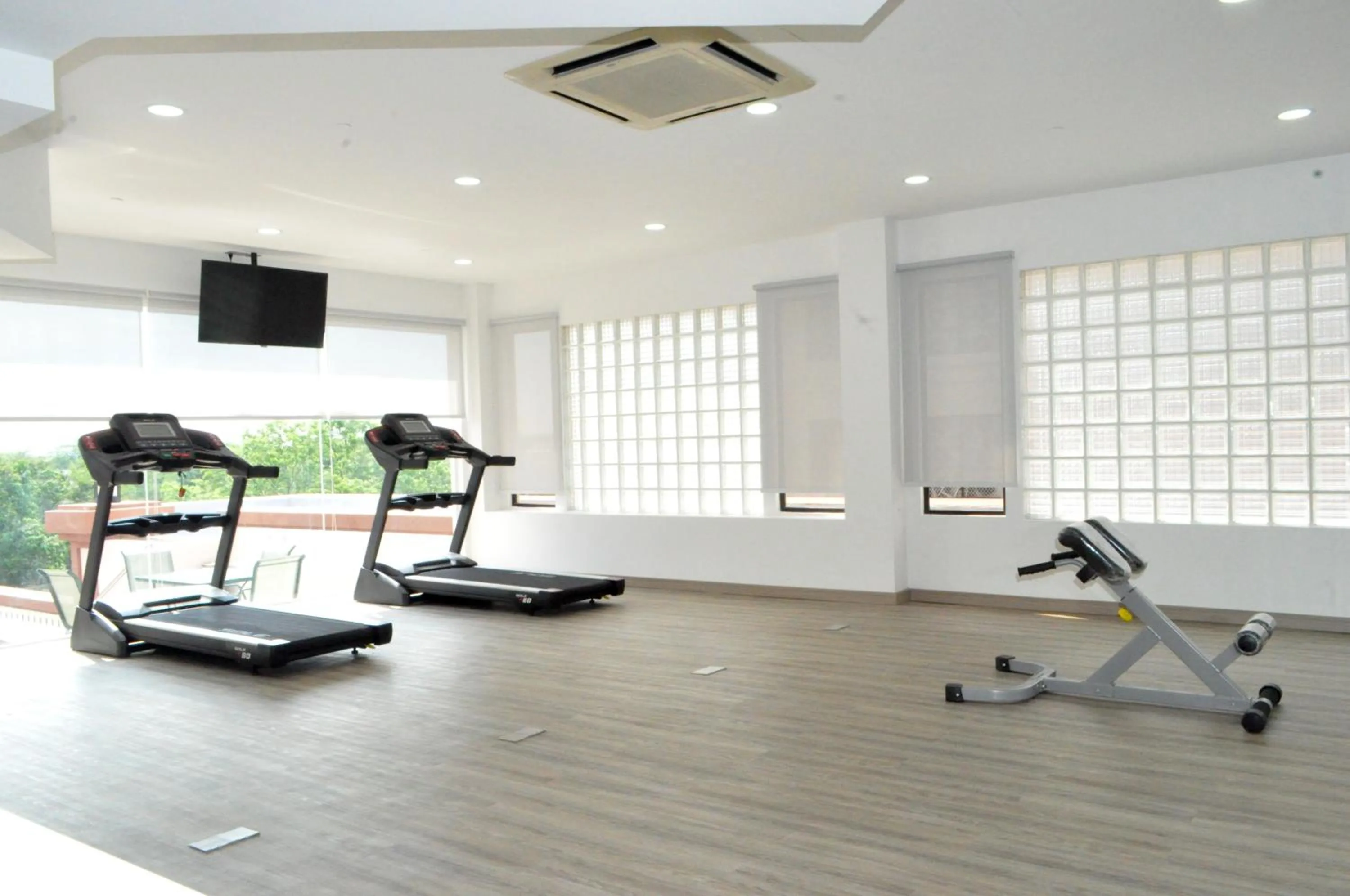 Fitness centre/facilities in Mulia Hotel
