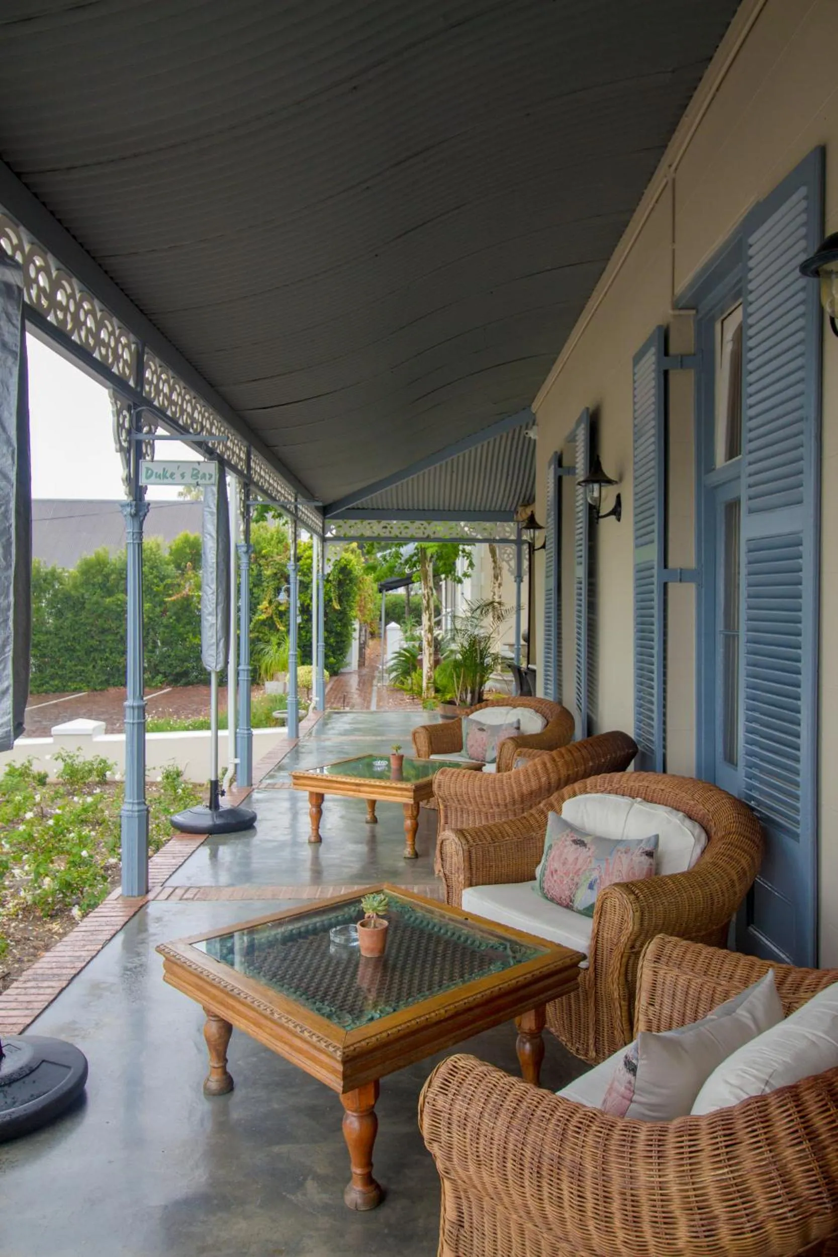 Pontac Manor Hotel & Restaurant