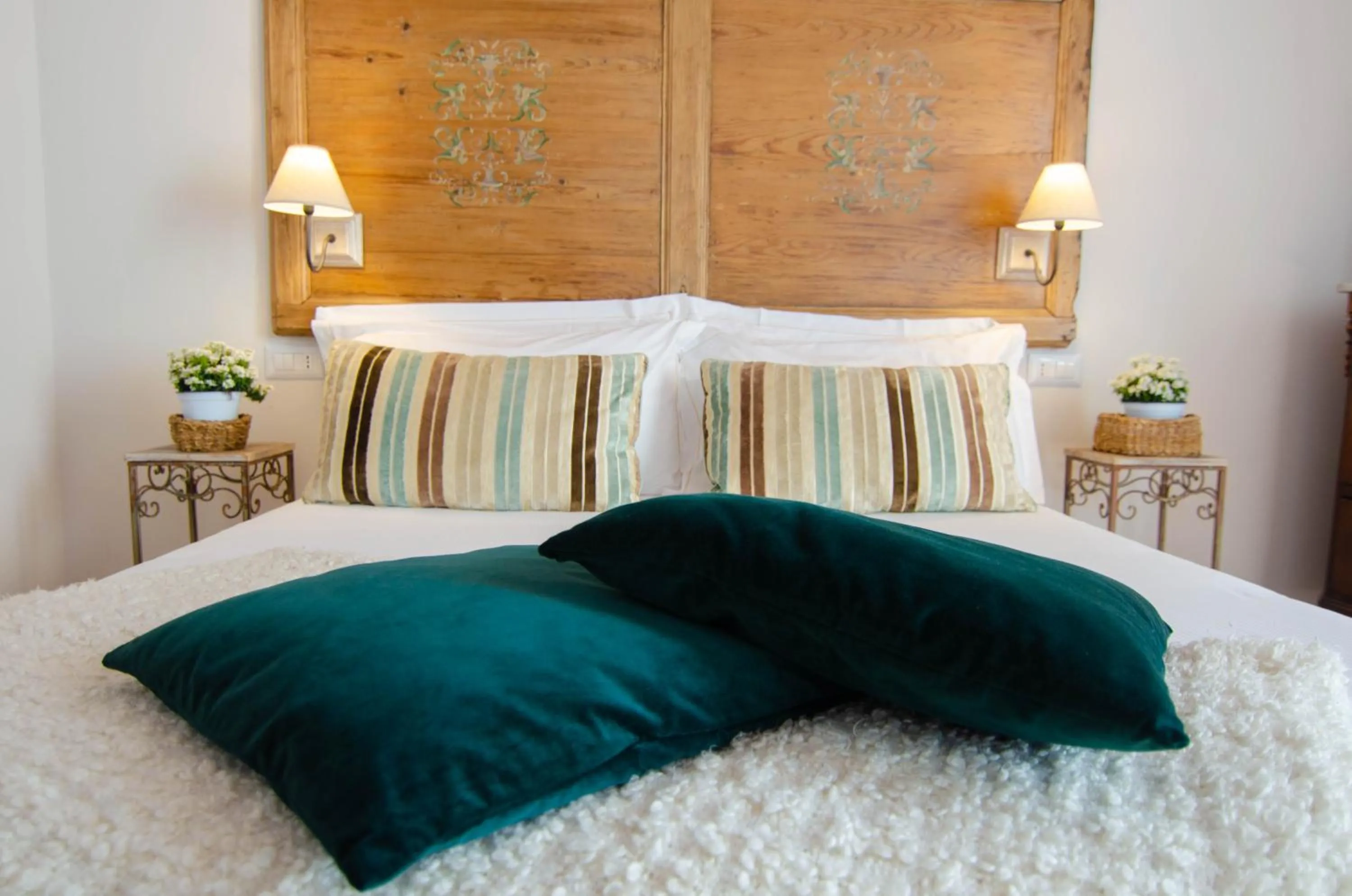 Bed in Dimora Dell'Erbe Rooms