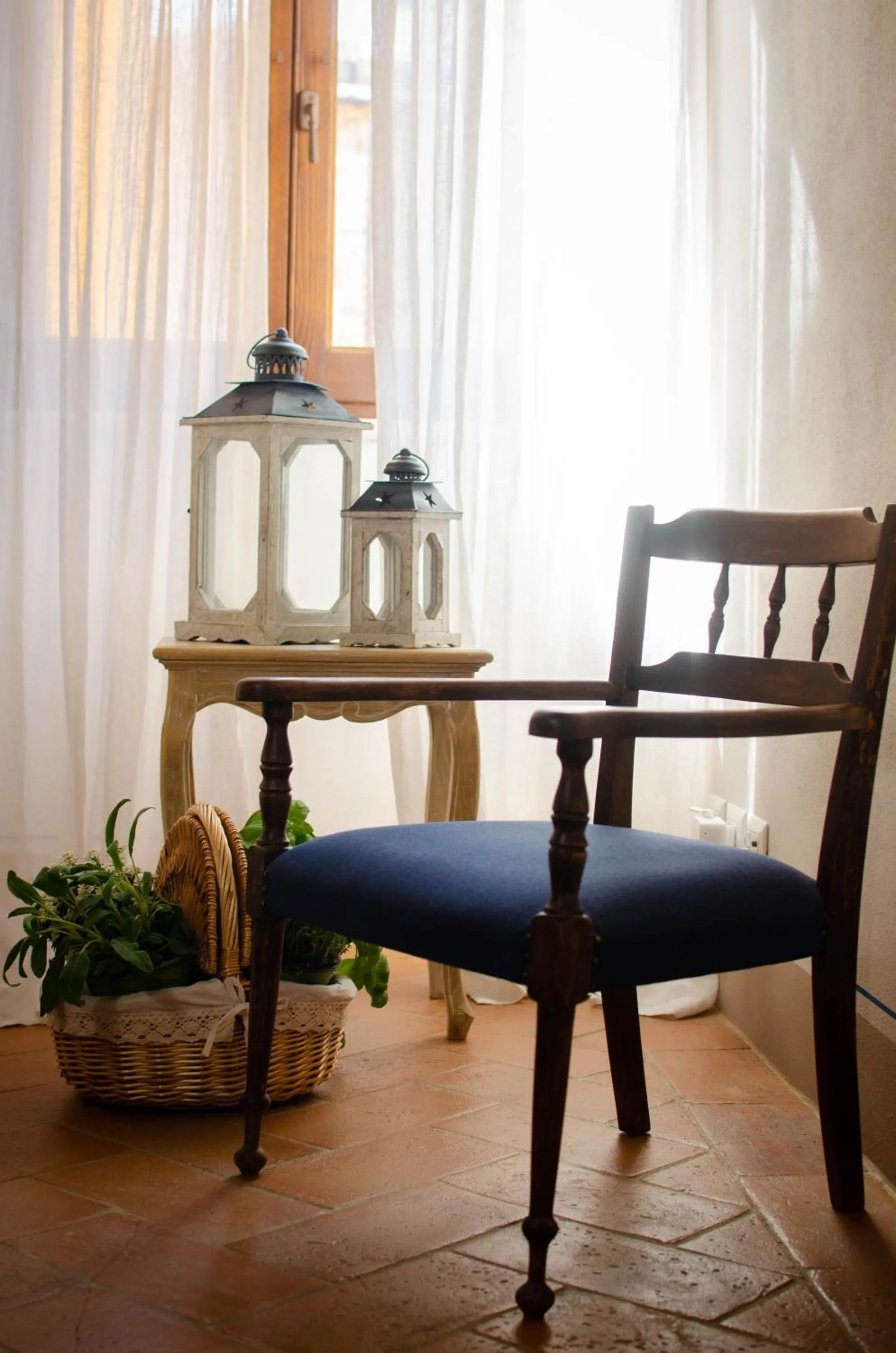 Decorative detail in Dimora Dell'Erbe Rooms