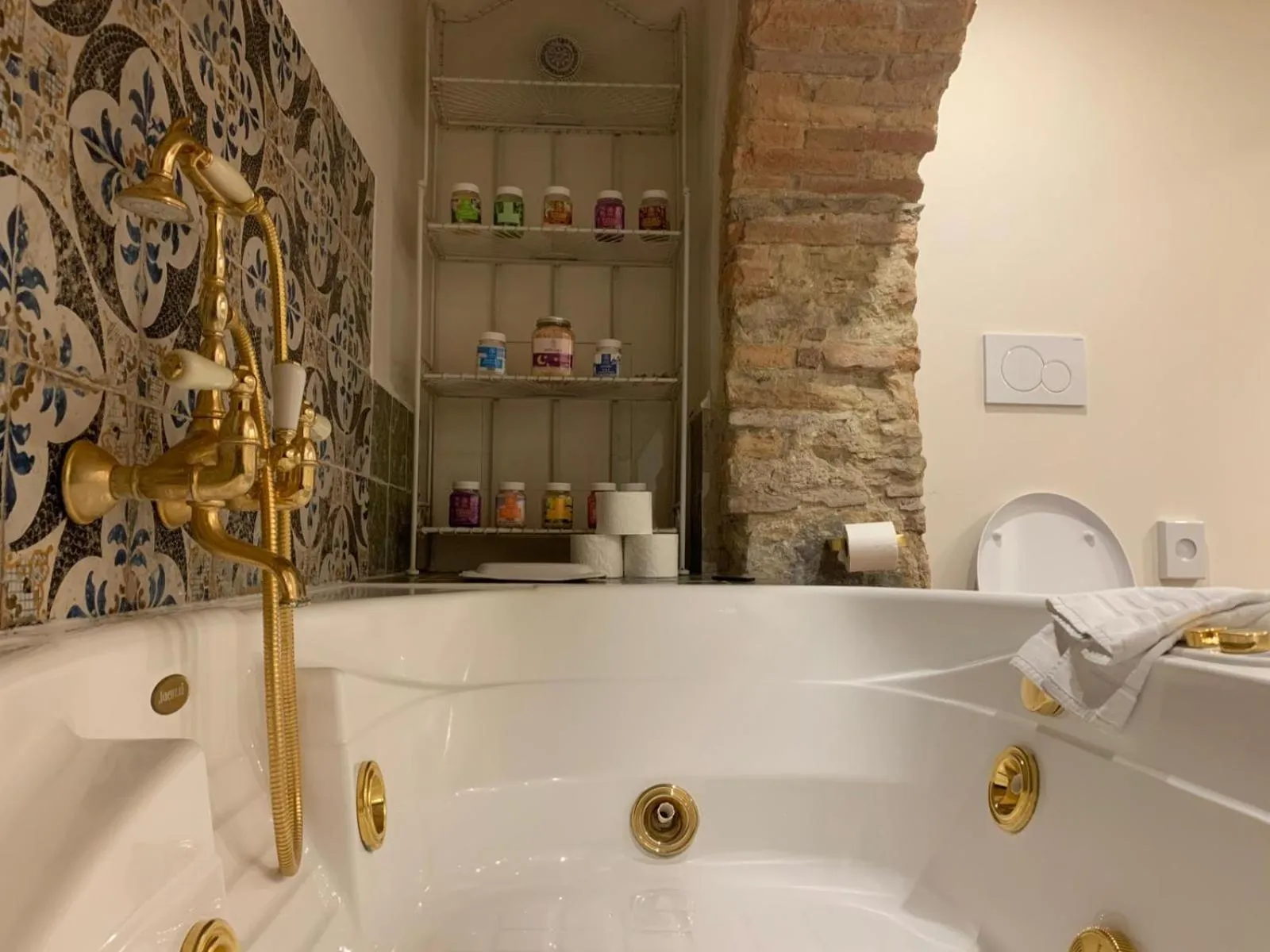 Bathroom in B&B Mr. My Resort