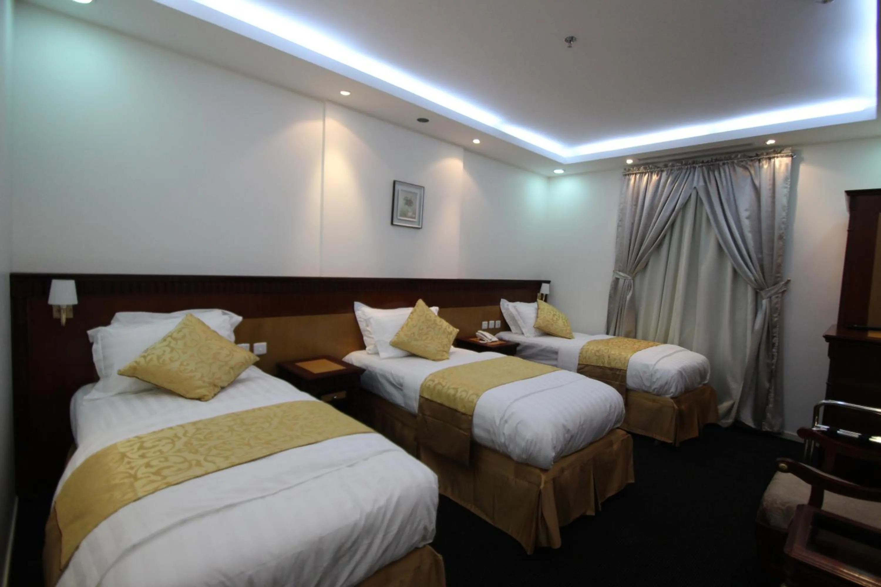Al Adl Jewel Hotel