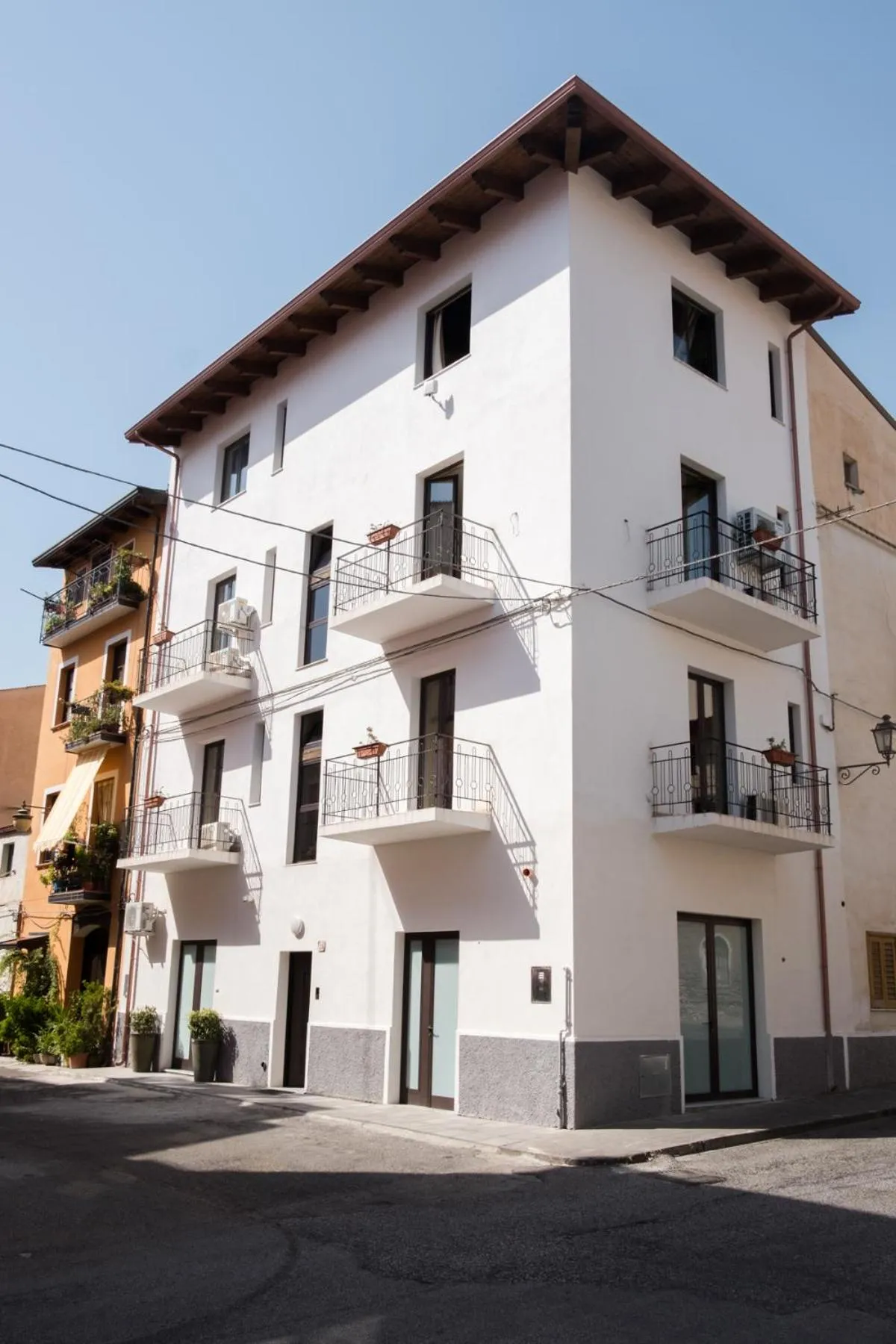 Facade/entrance in B&B Pinarina