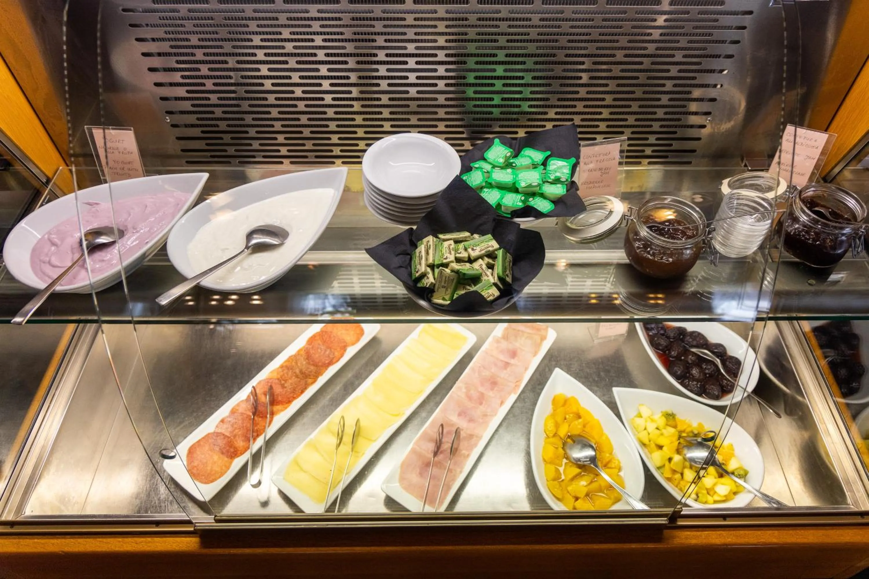 Restaurant/places to eat in Aparthotel Majestic