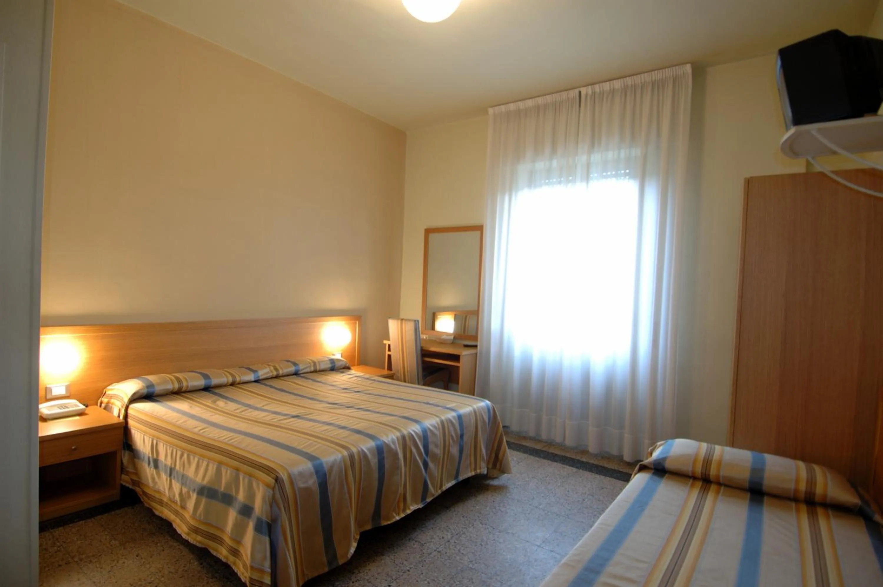 Bed in Hotel Moderno