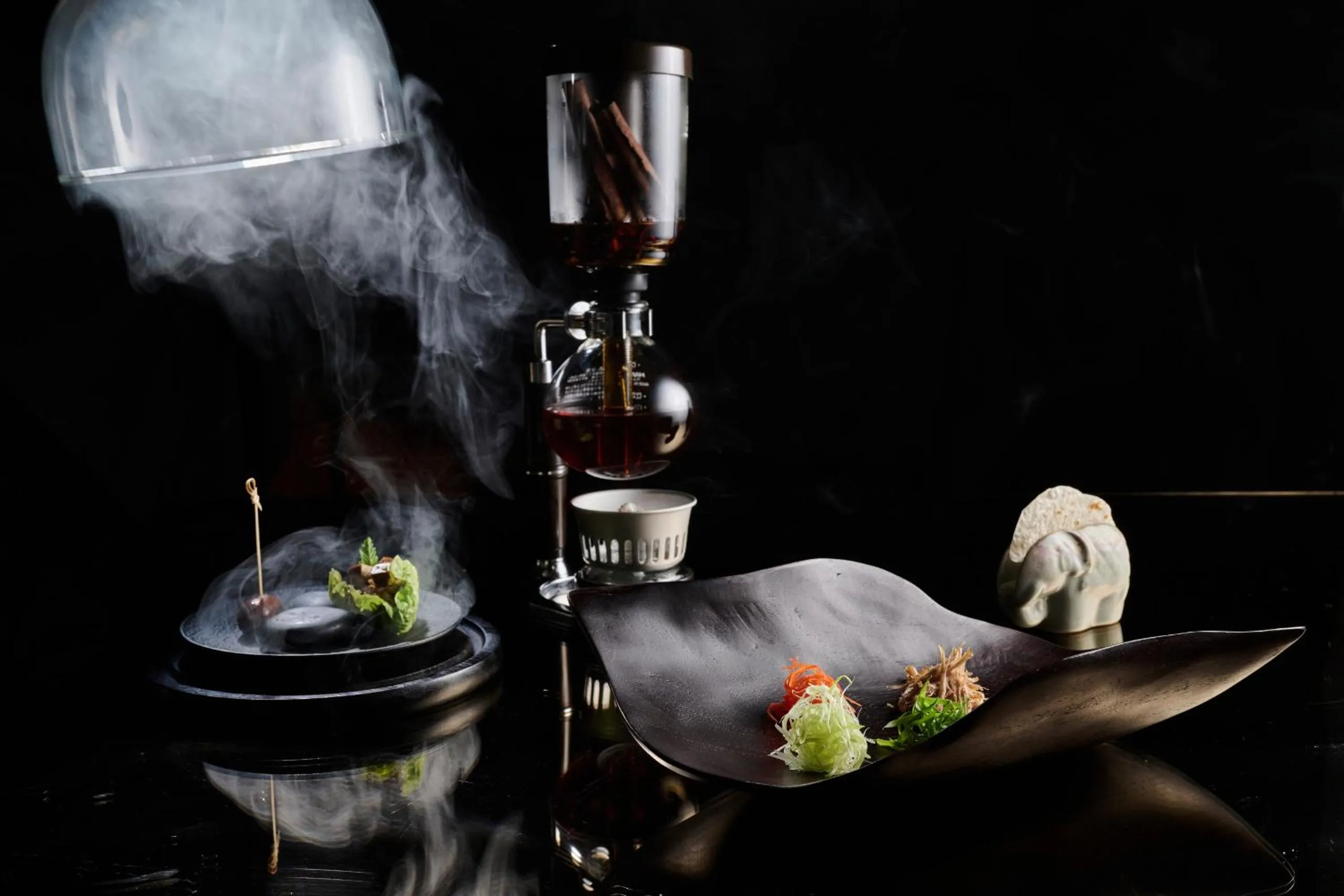 Restaurant/places to eat in Siam Kempinski Hotel Bangkok