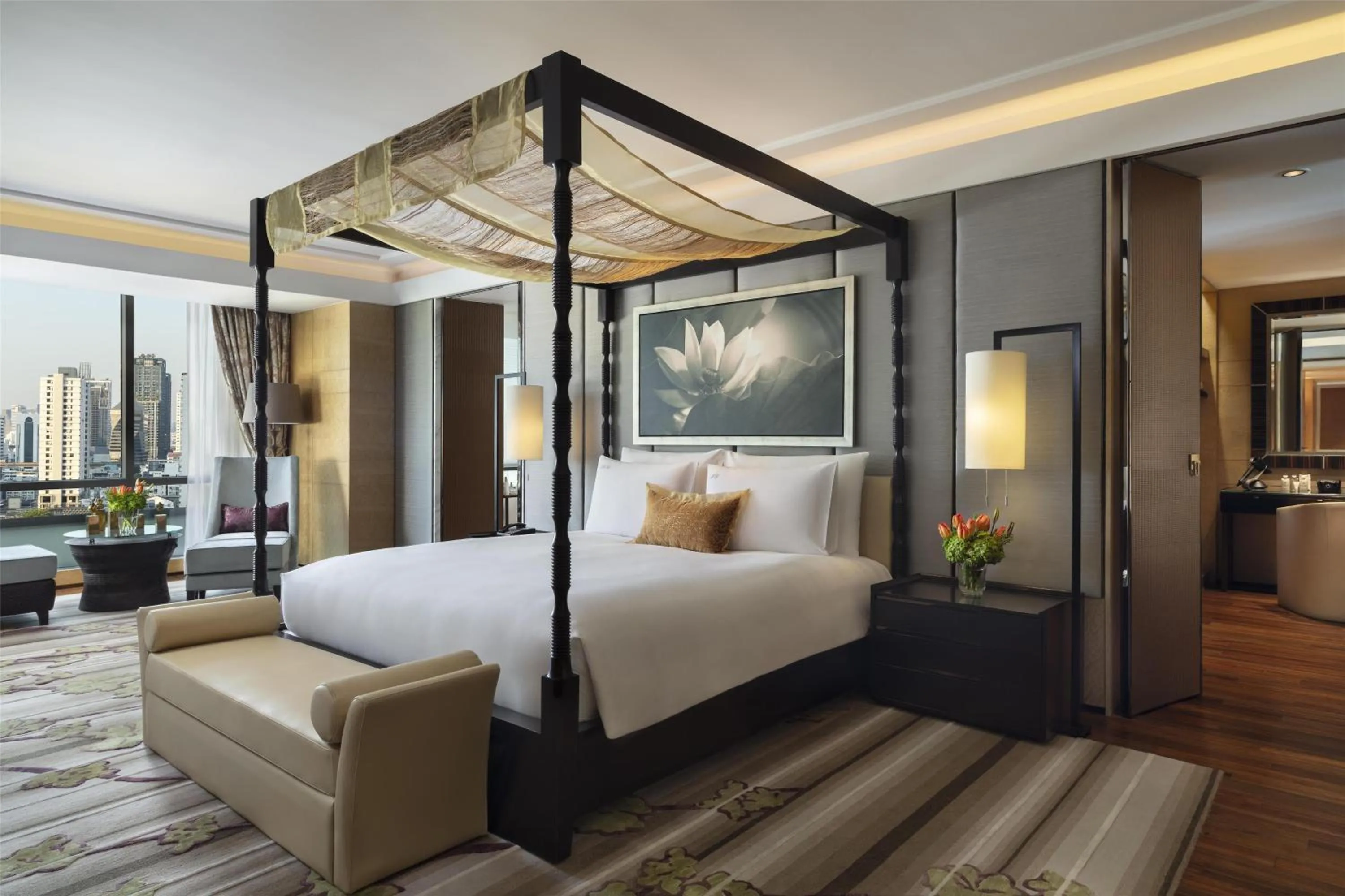Photo of the whole room, Bed in Siam Kempinski Hotel Bangkok