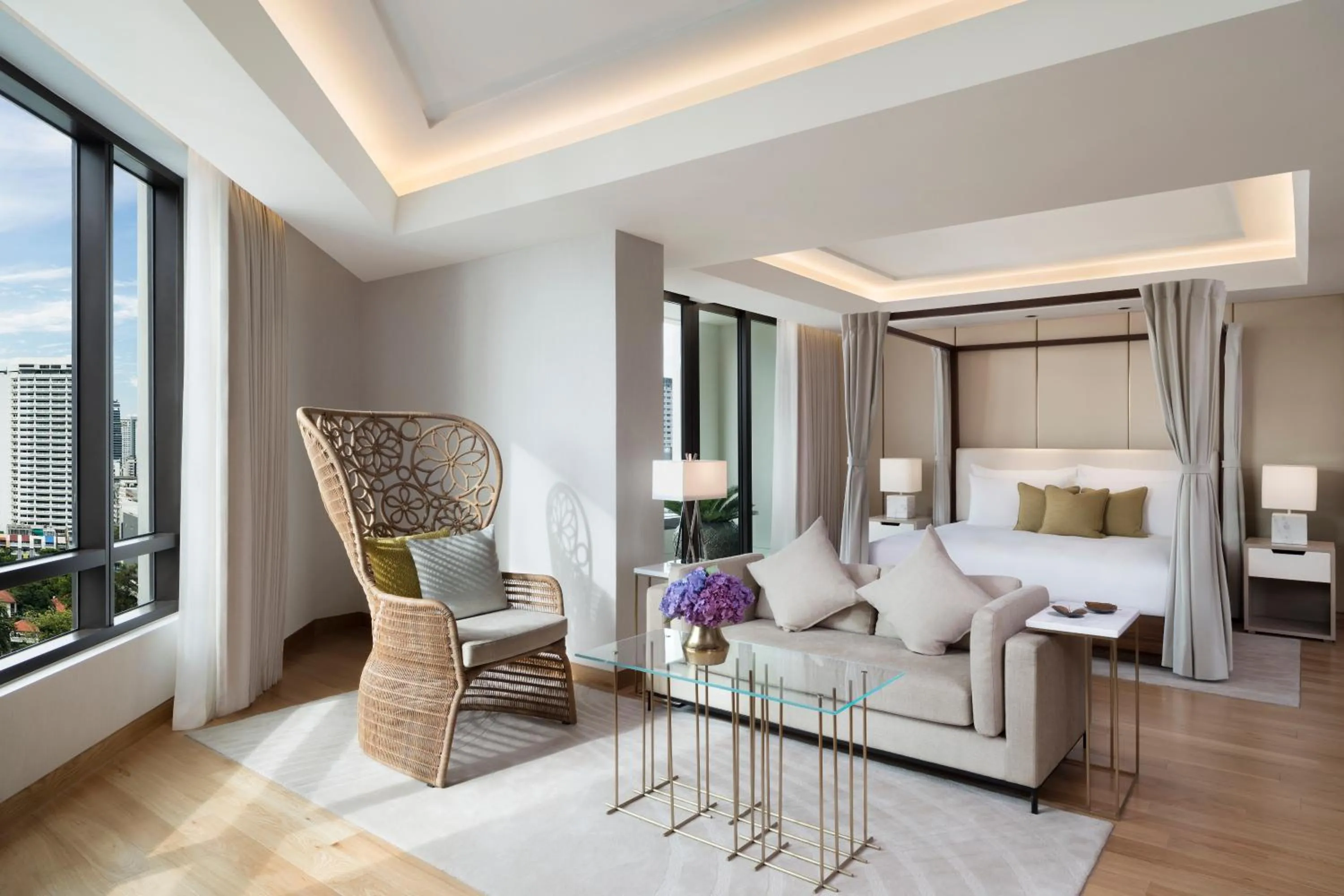 Bed in Siam Kempinski Hotel Bangkok