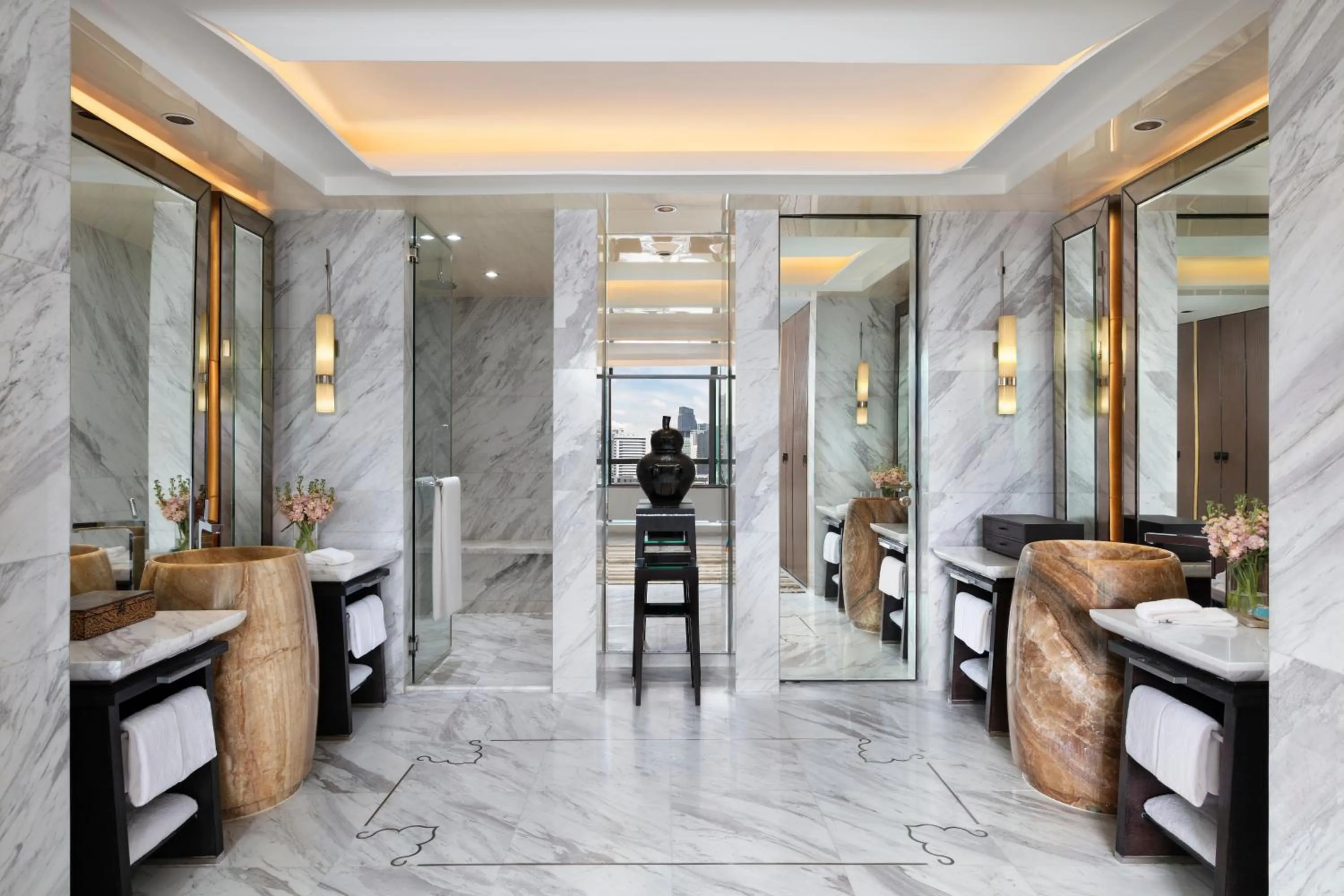 Bathroom in Siam Kempinski Hotel Bangkok
