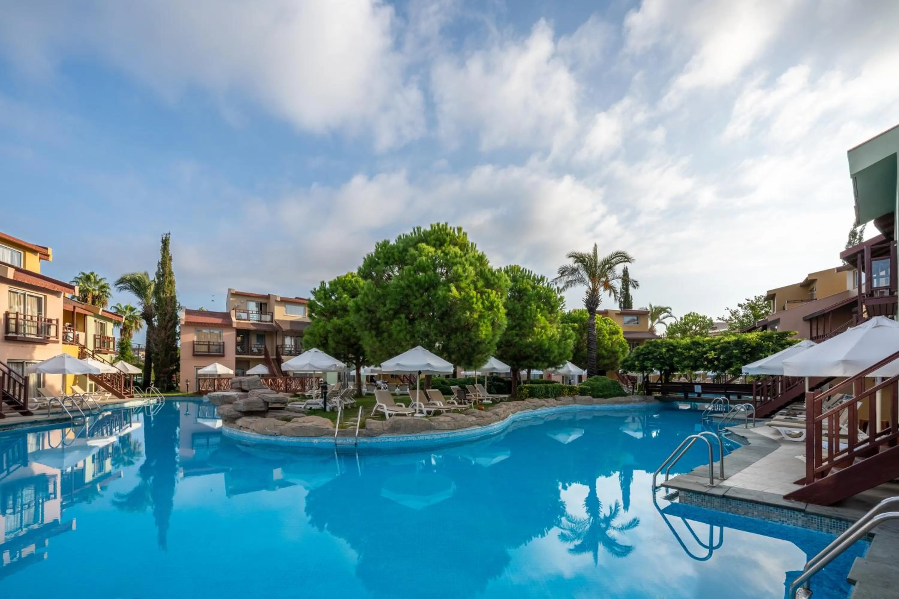 Swimming pool in Selectum Family Resort Side