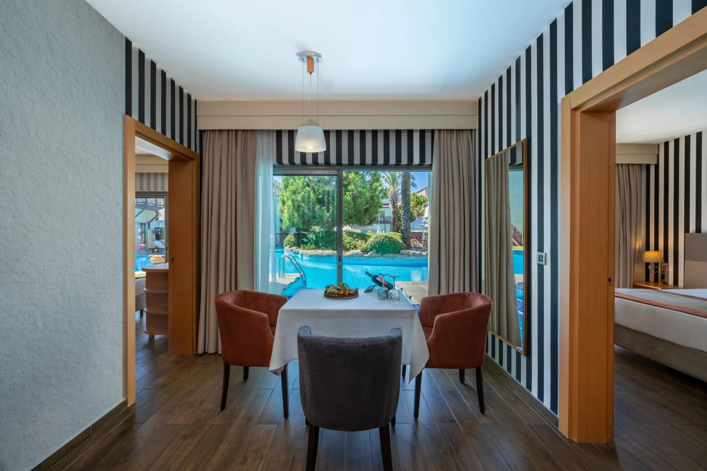 Living room, Bed in Selectum Family Resort Side