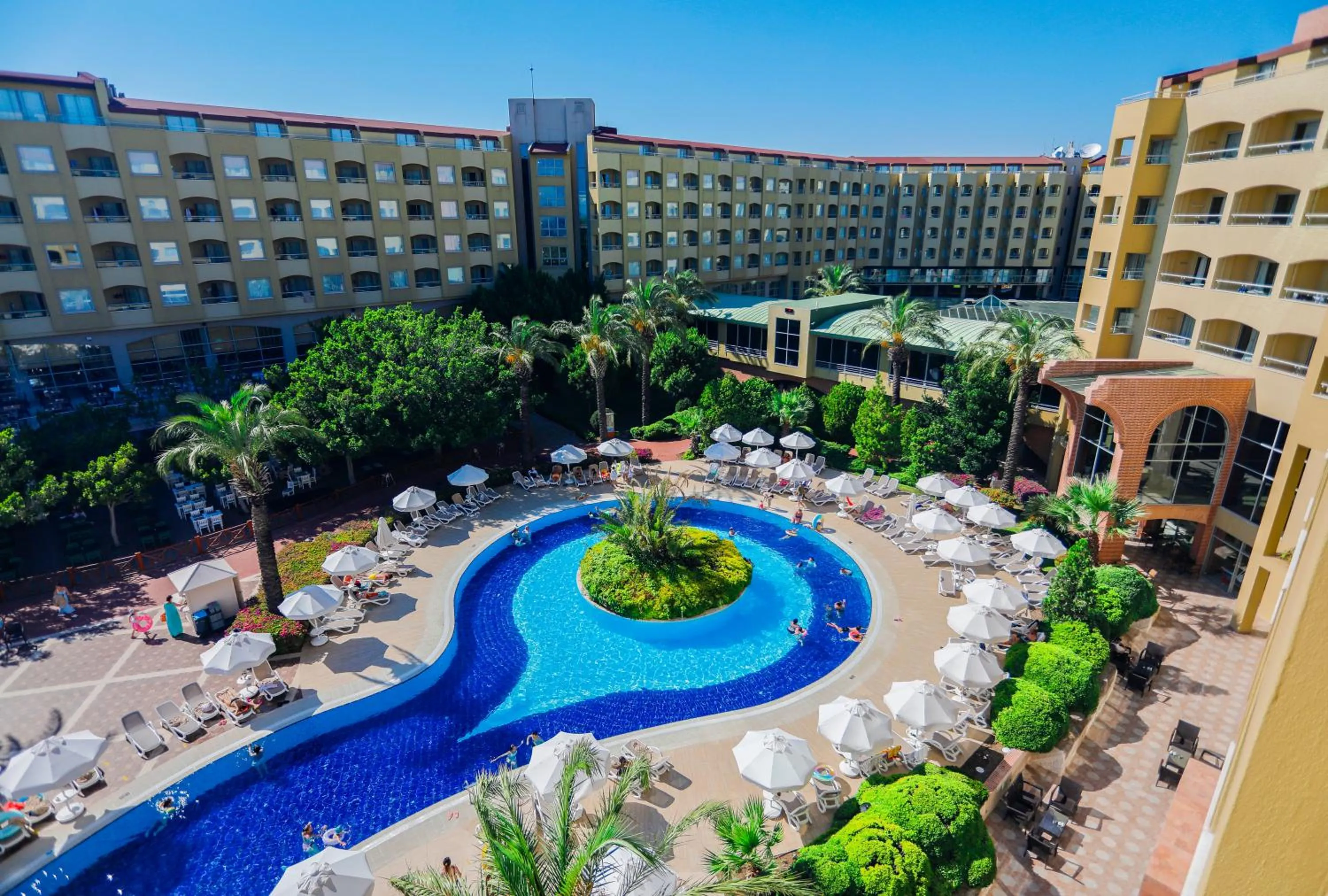 Property building in Selectum Family Resort Side