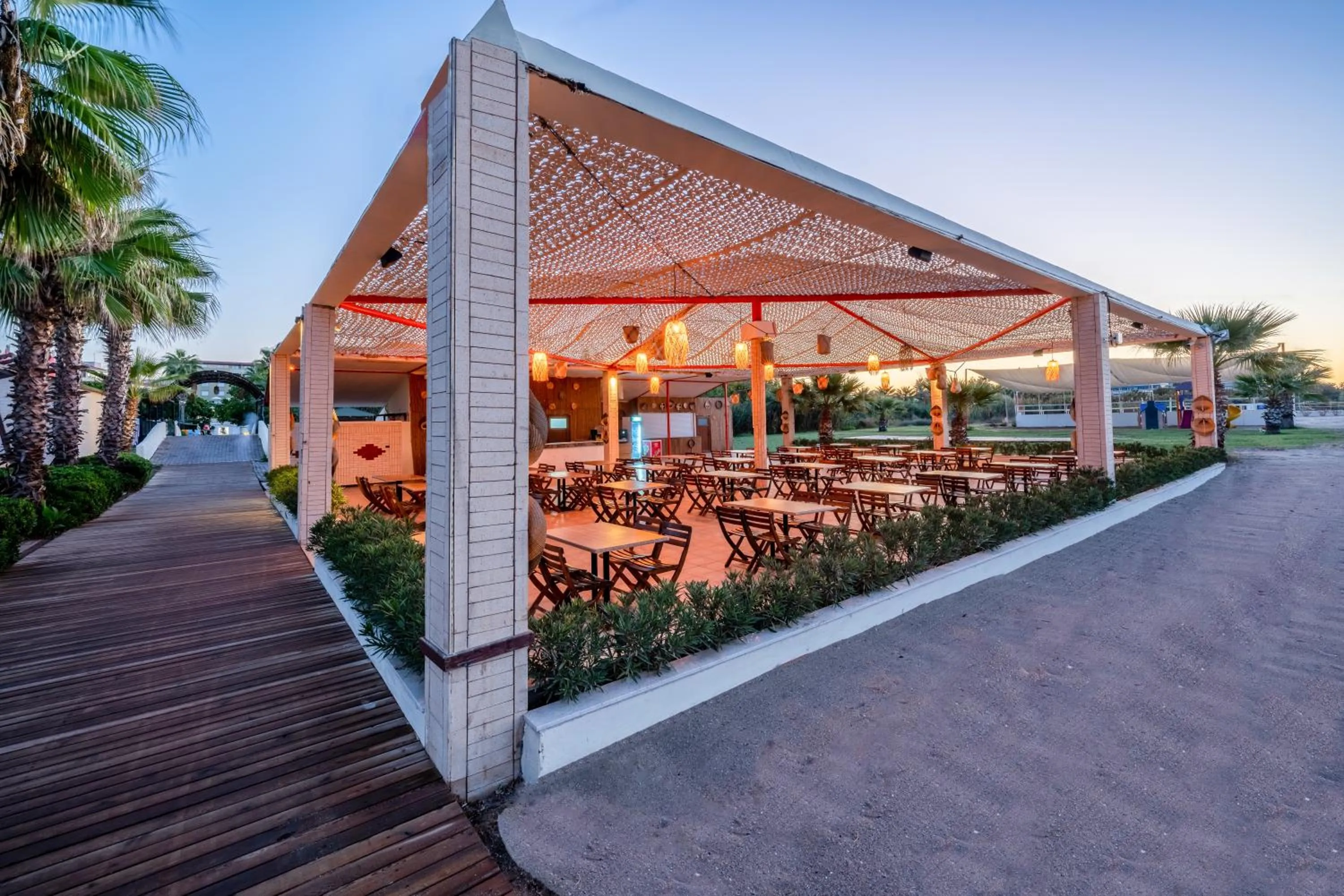 Property building in Selectum Family Resort Side