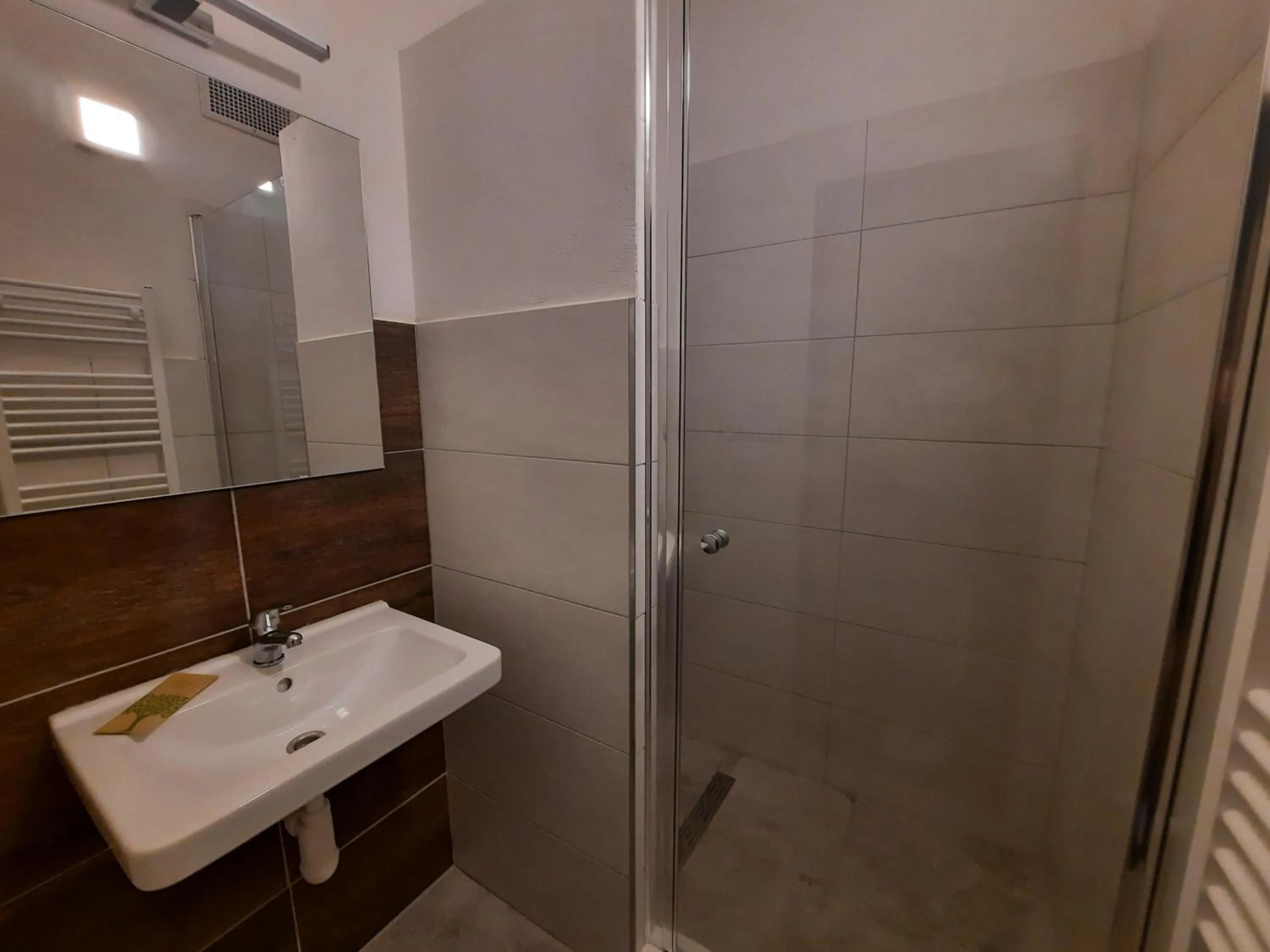 Shower in Hotel Červenohorské sedlo