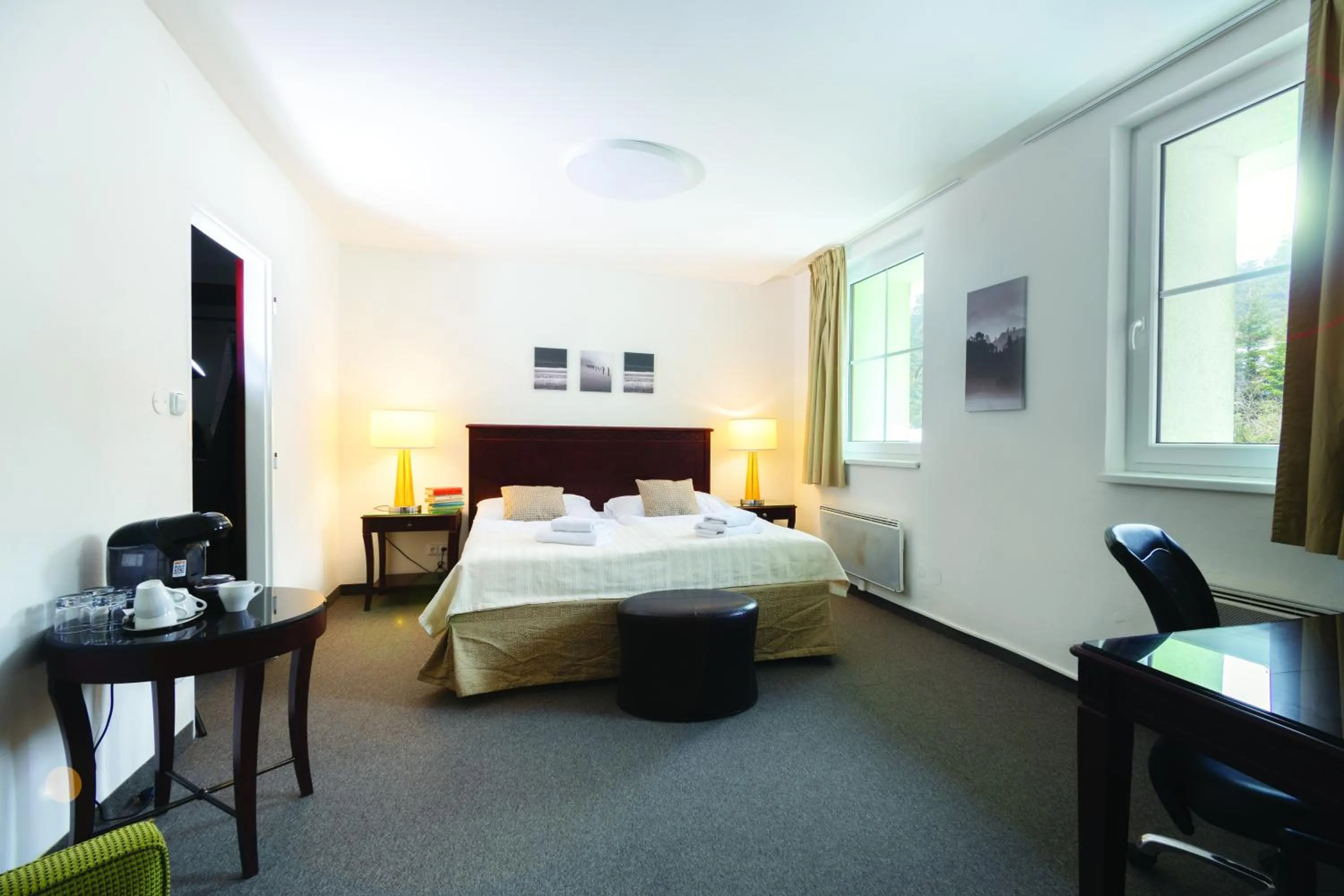 Bedroom, Bed in Hotel Petrovy kameny