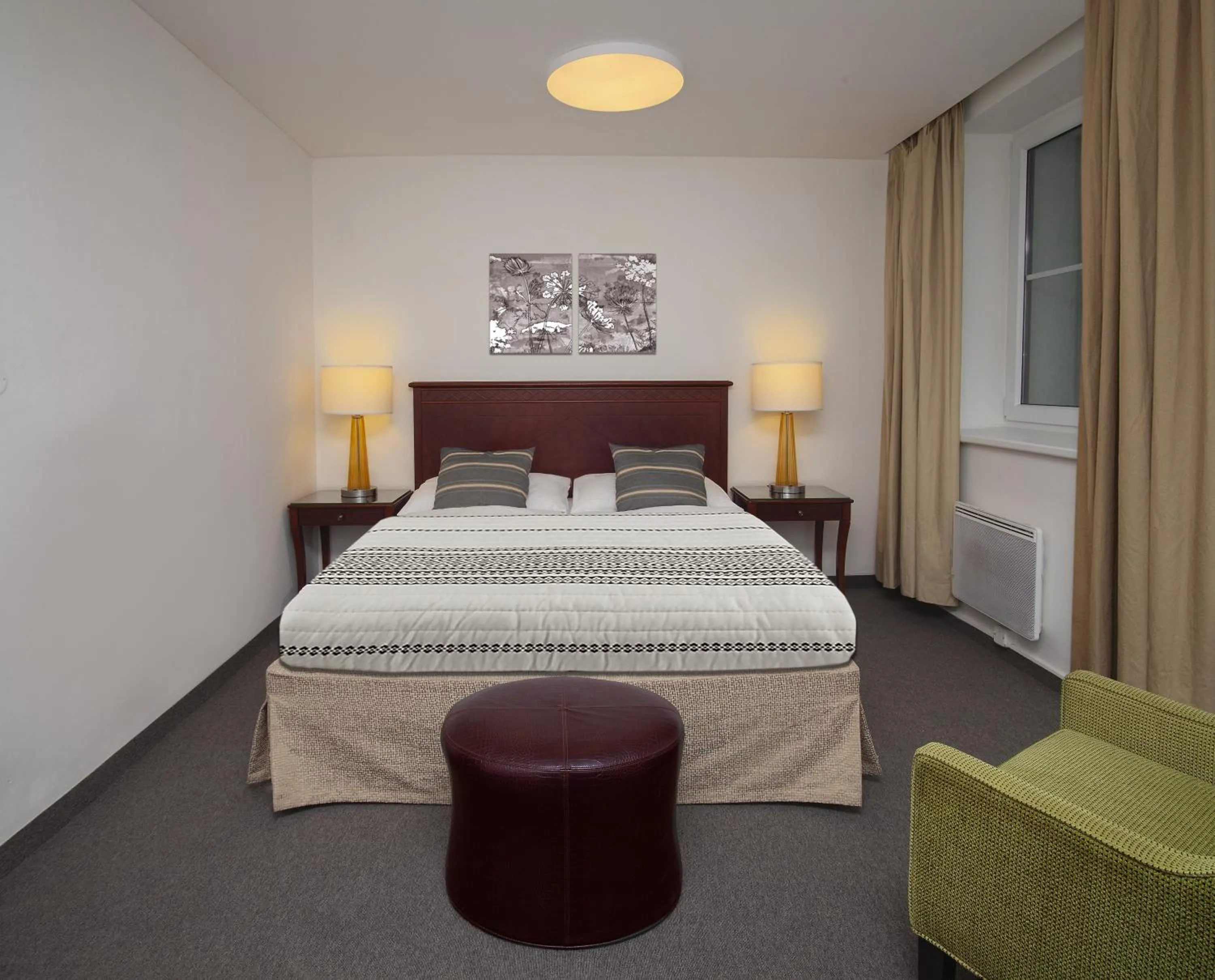 Bedroom, Bed in Hotel Petrovy kameny