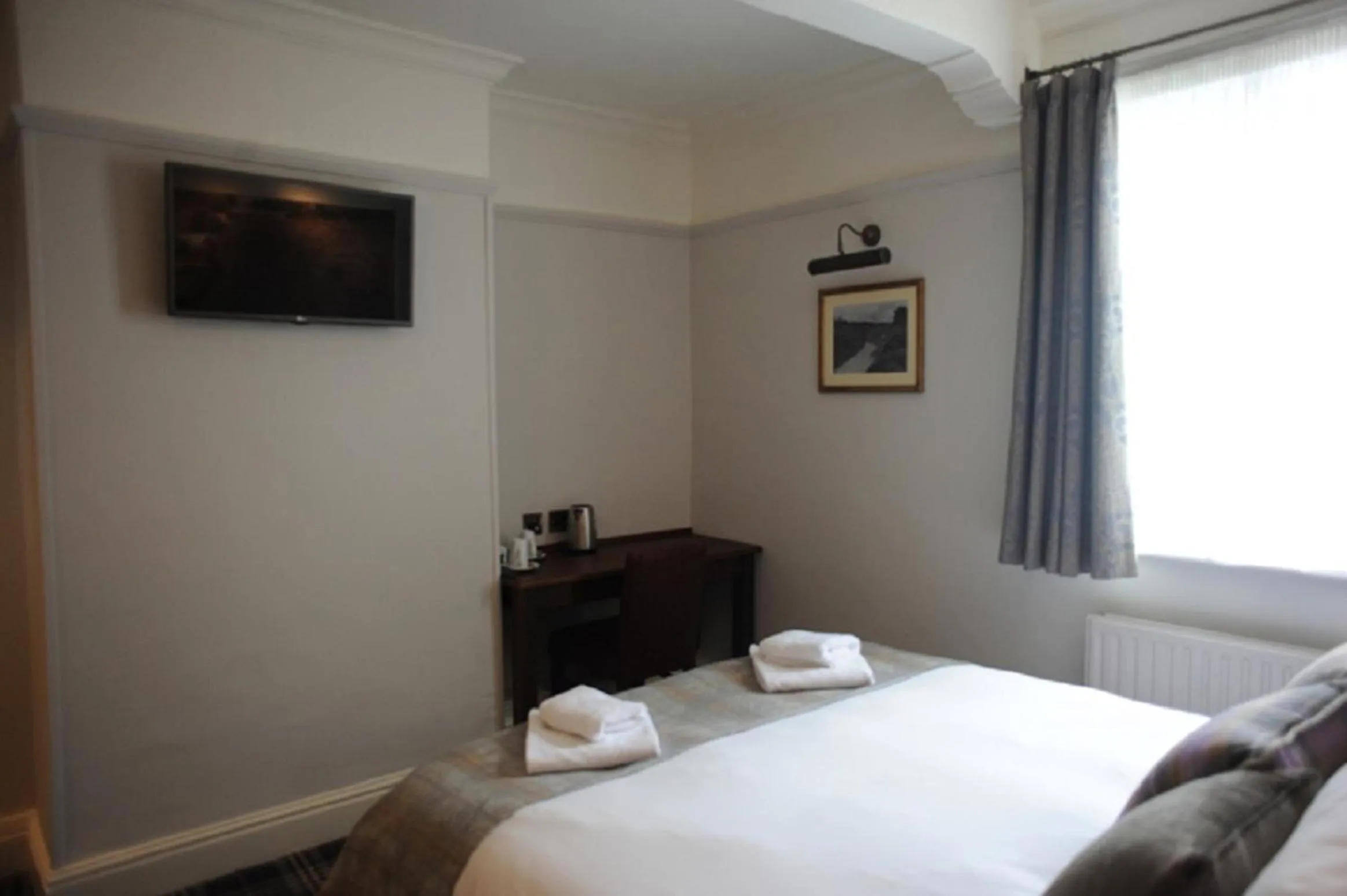 View (from property/room), Bed in Angel @ KingSt