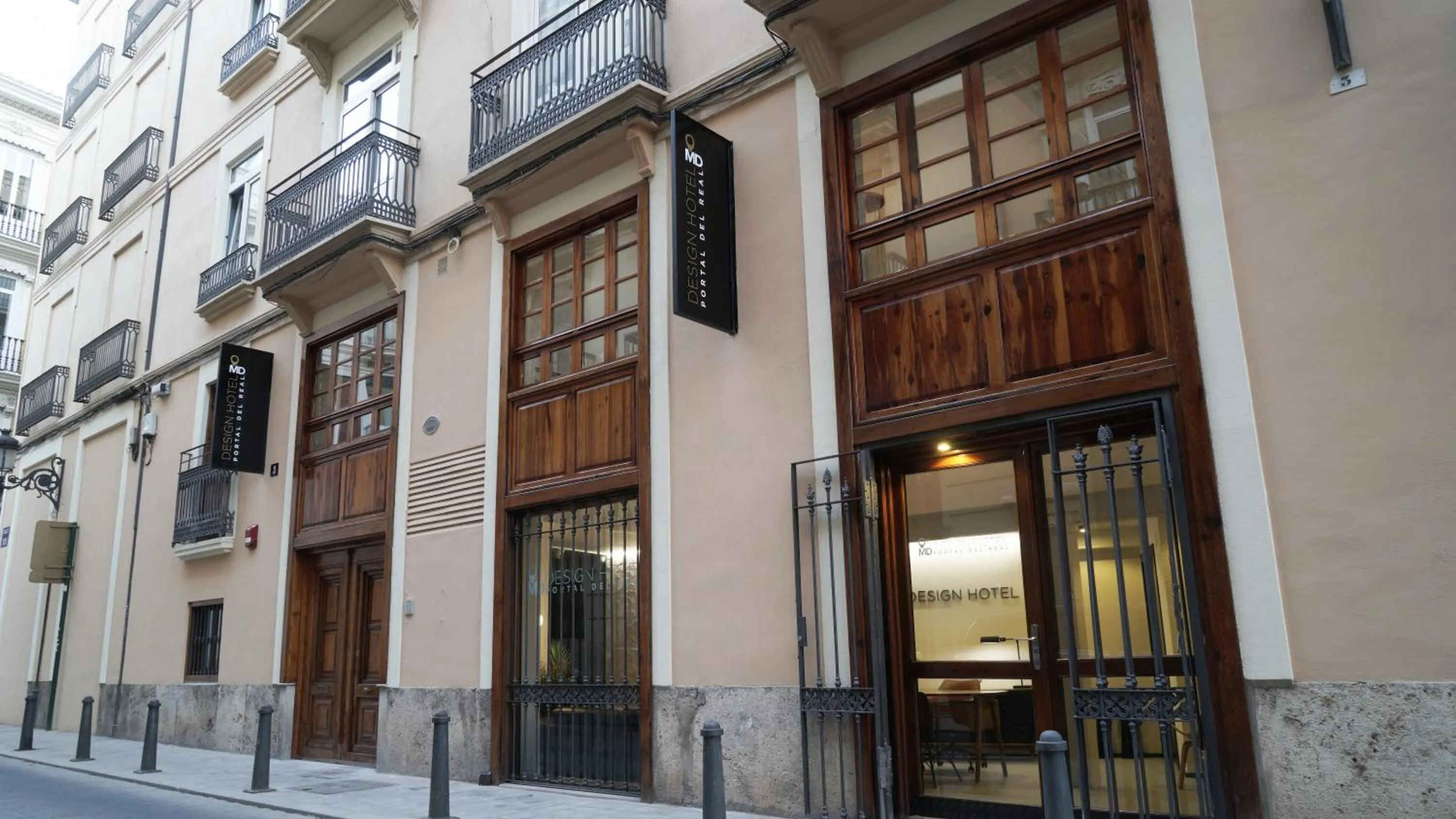 Property building in MD Design Hotel - Portal del Real