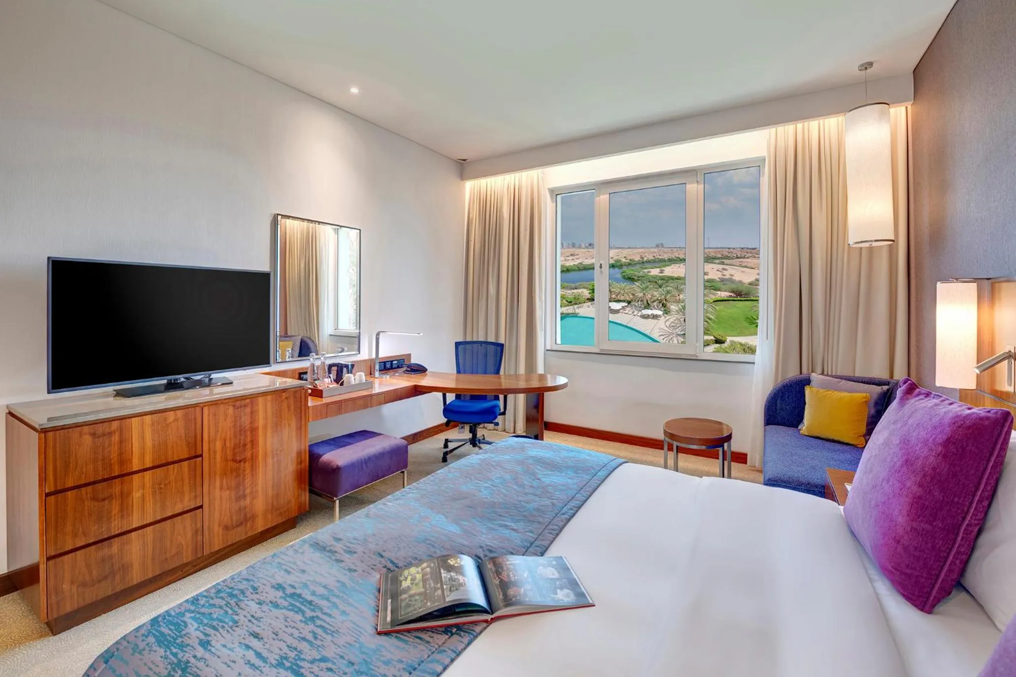 Bedroom, Bed in Crowne Plaza Muscat OCEC by IHG