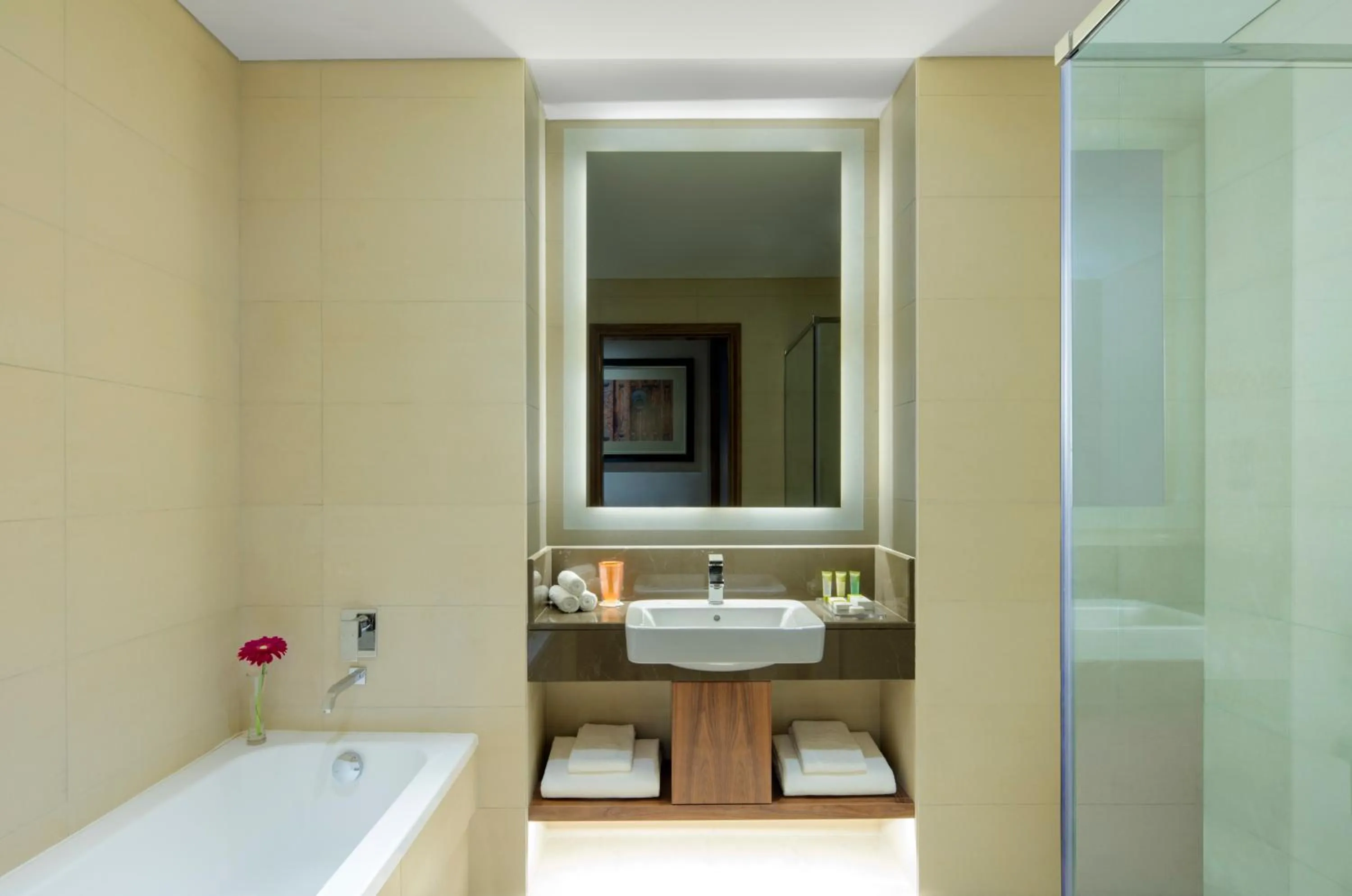 Bathroom in Crowne Plaza Muscat OCEC by IHG