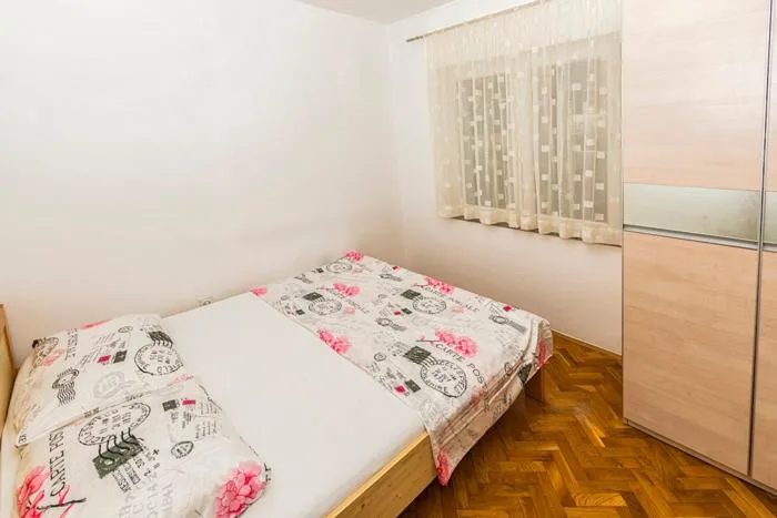 Bed in Apartments Nadija 1366