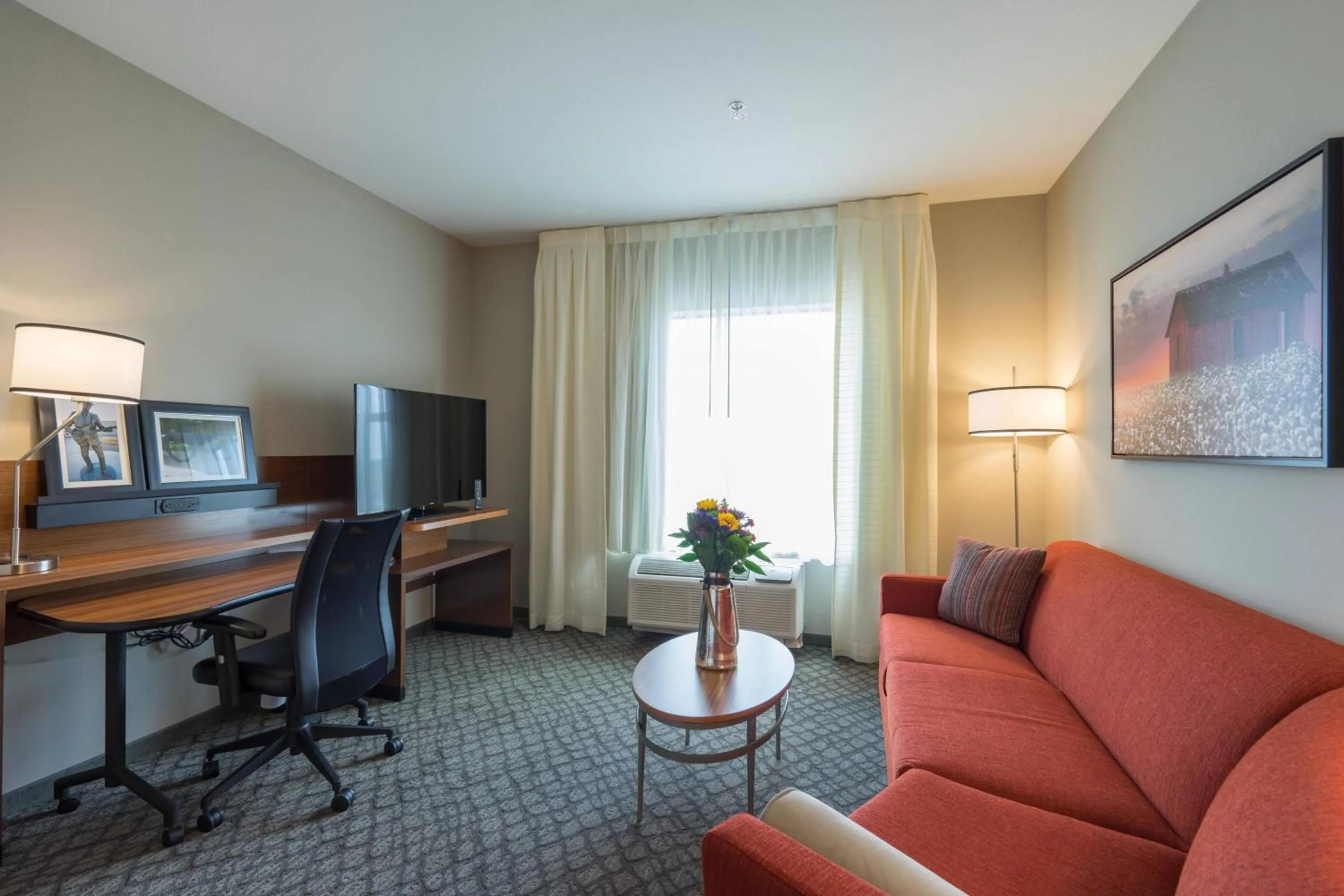 Living room in Fairfield Inn & Suites by Marriott Lubbock Southwest