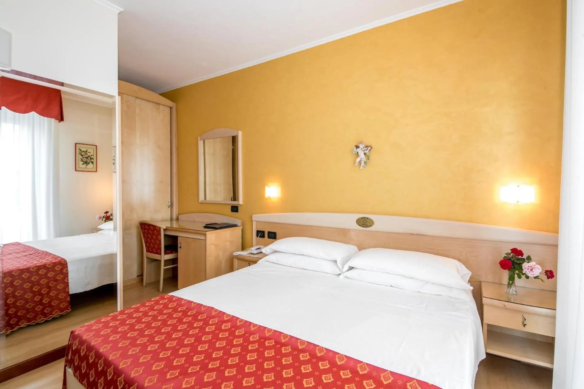 Photo of the whole room, Bed in Hotel Helios