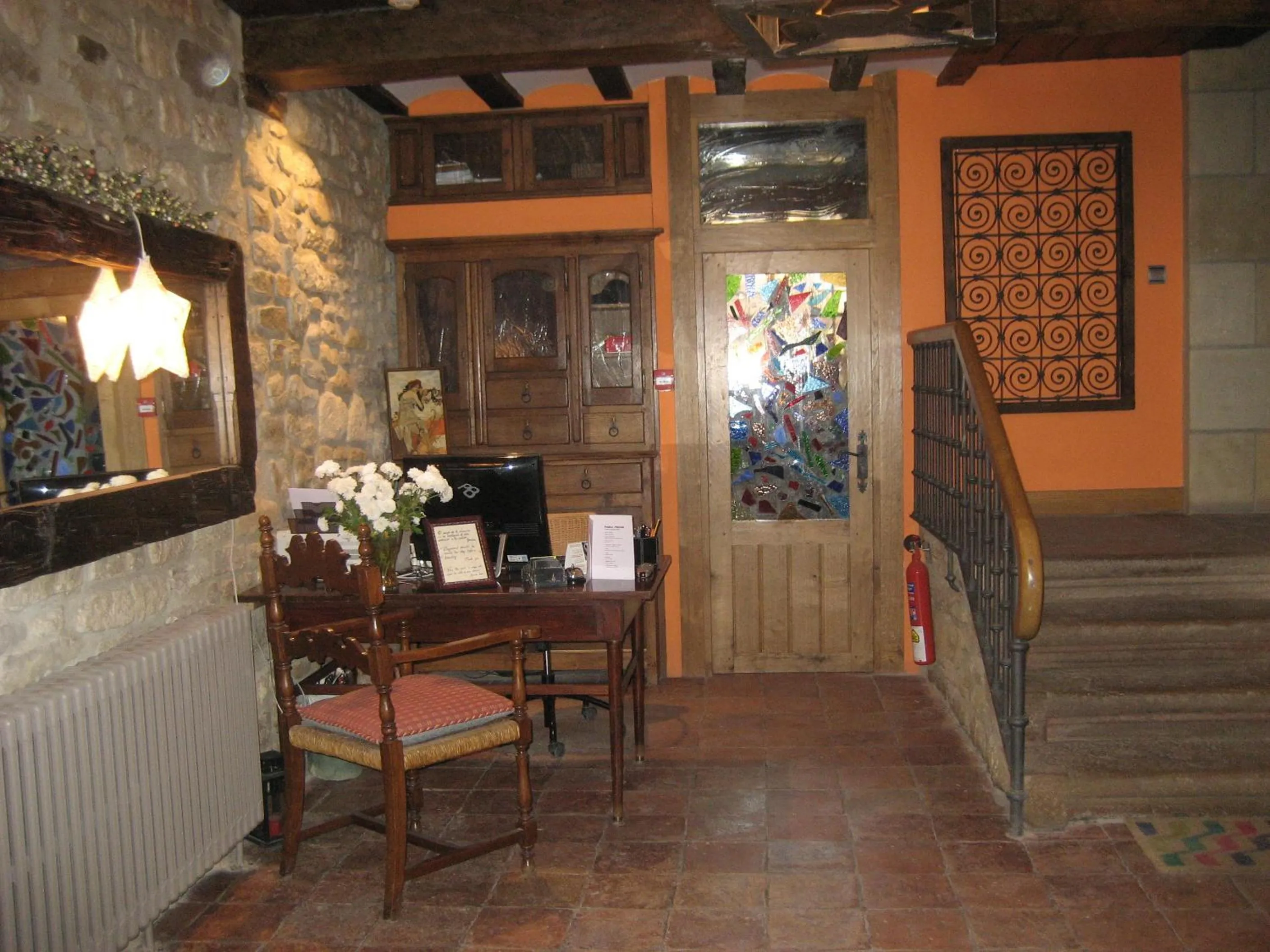 Lobby or reception in Arganzón Plaza