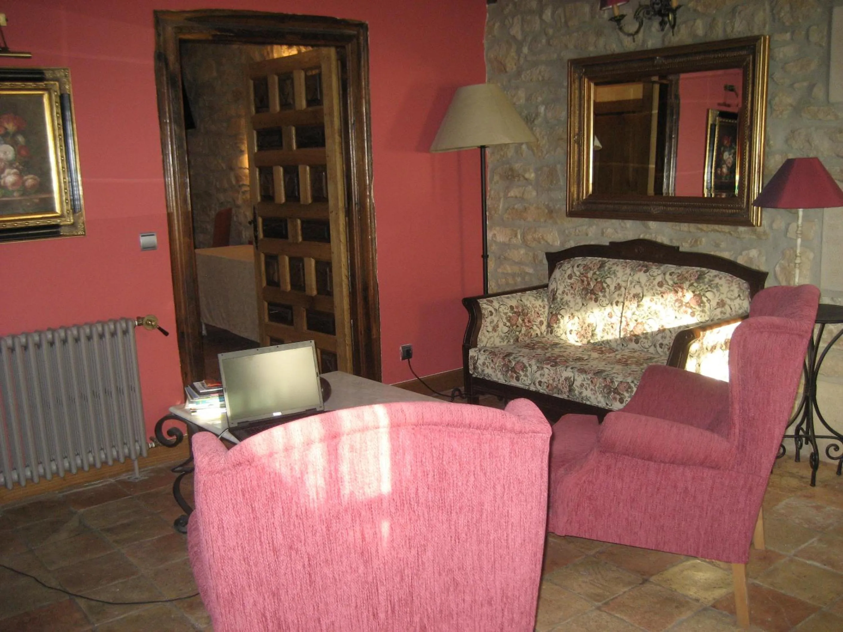 Lobby or reception in Arganzón Plaza