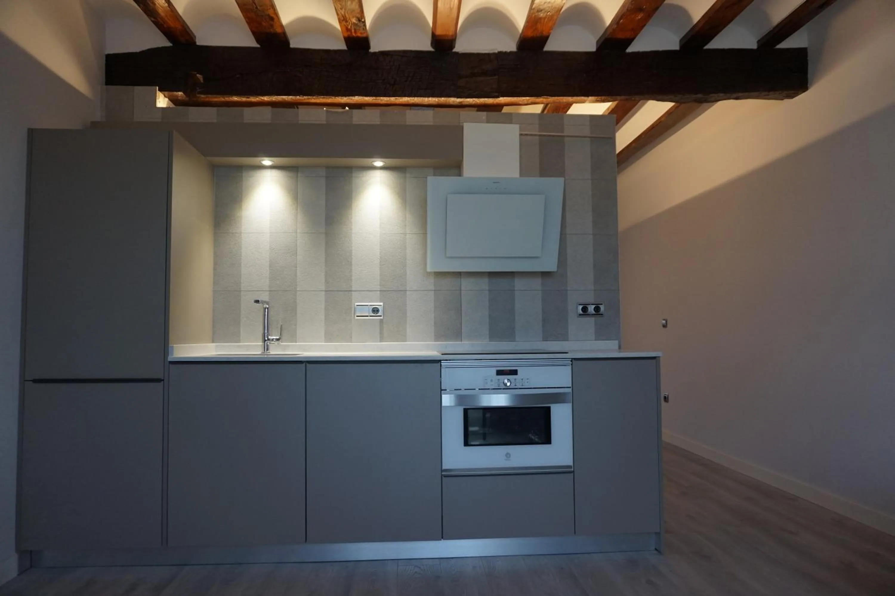 Kitchen or kitchenette in Arganzón Plaza