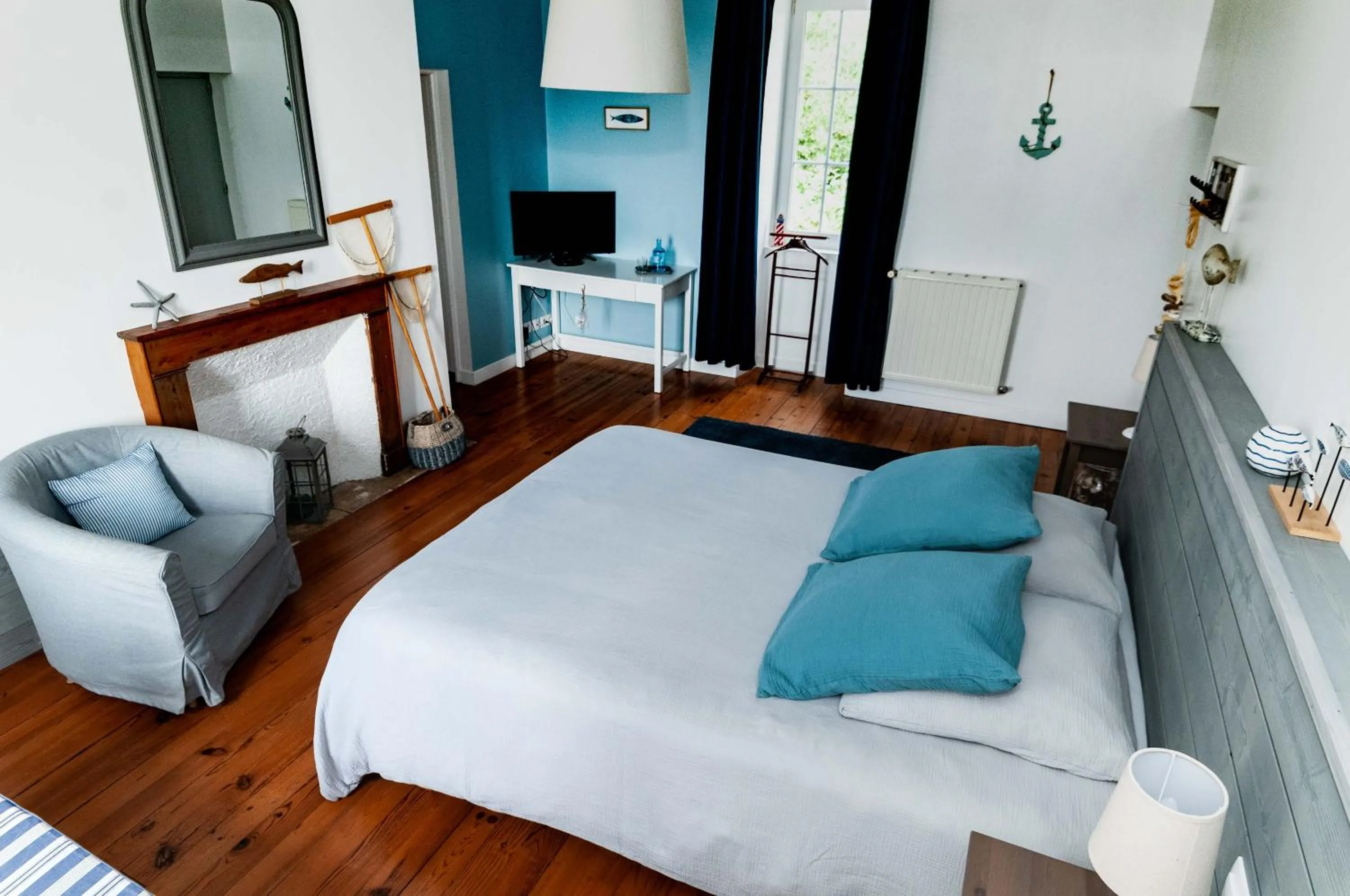 Photo of the whole room, Bed in La Ferme d'Ervee de Saint-Roch