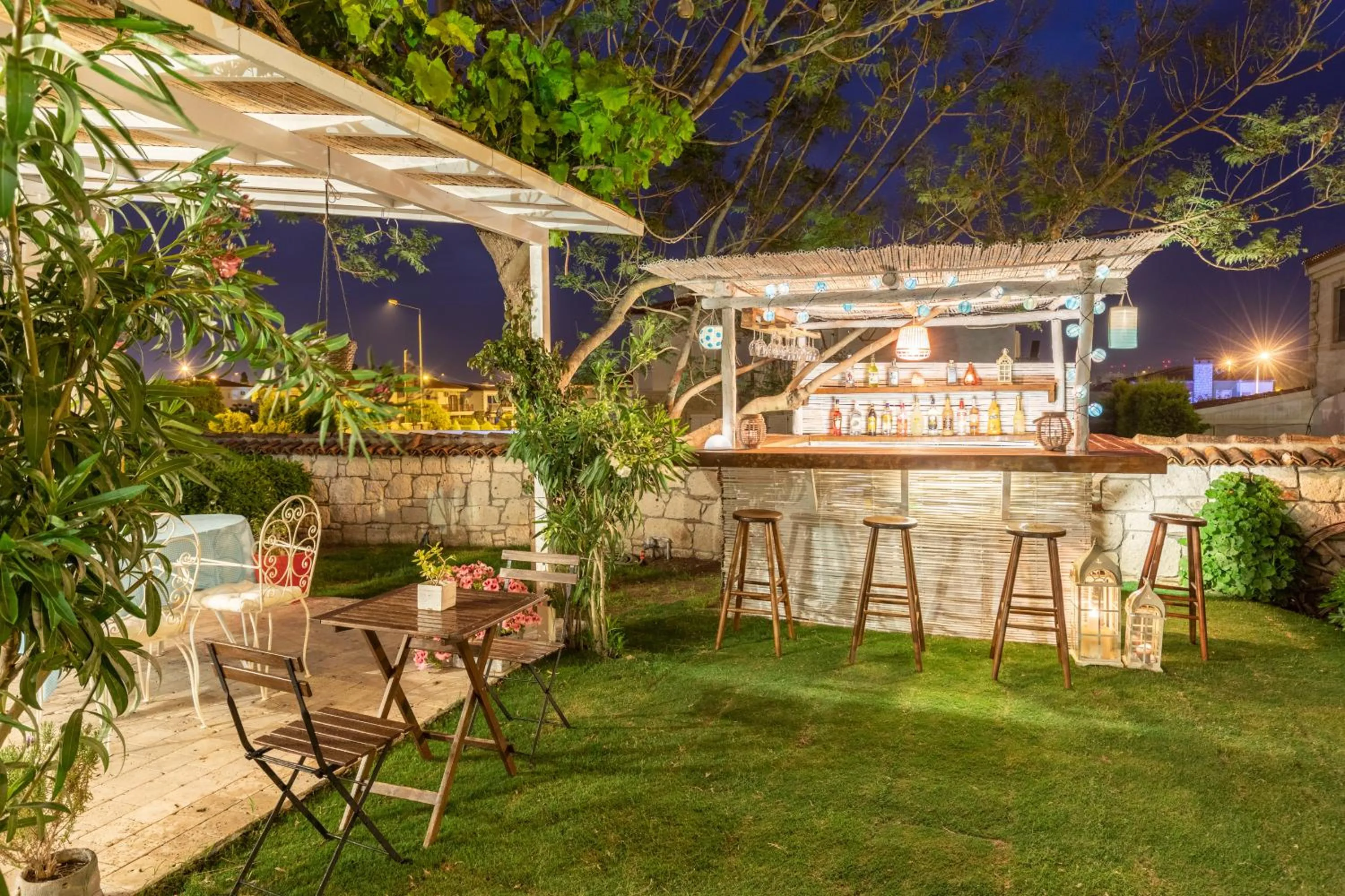 Lounge or bar in Deniz Kabugu Hotel