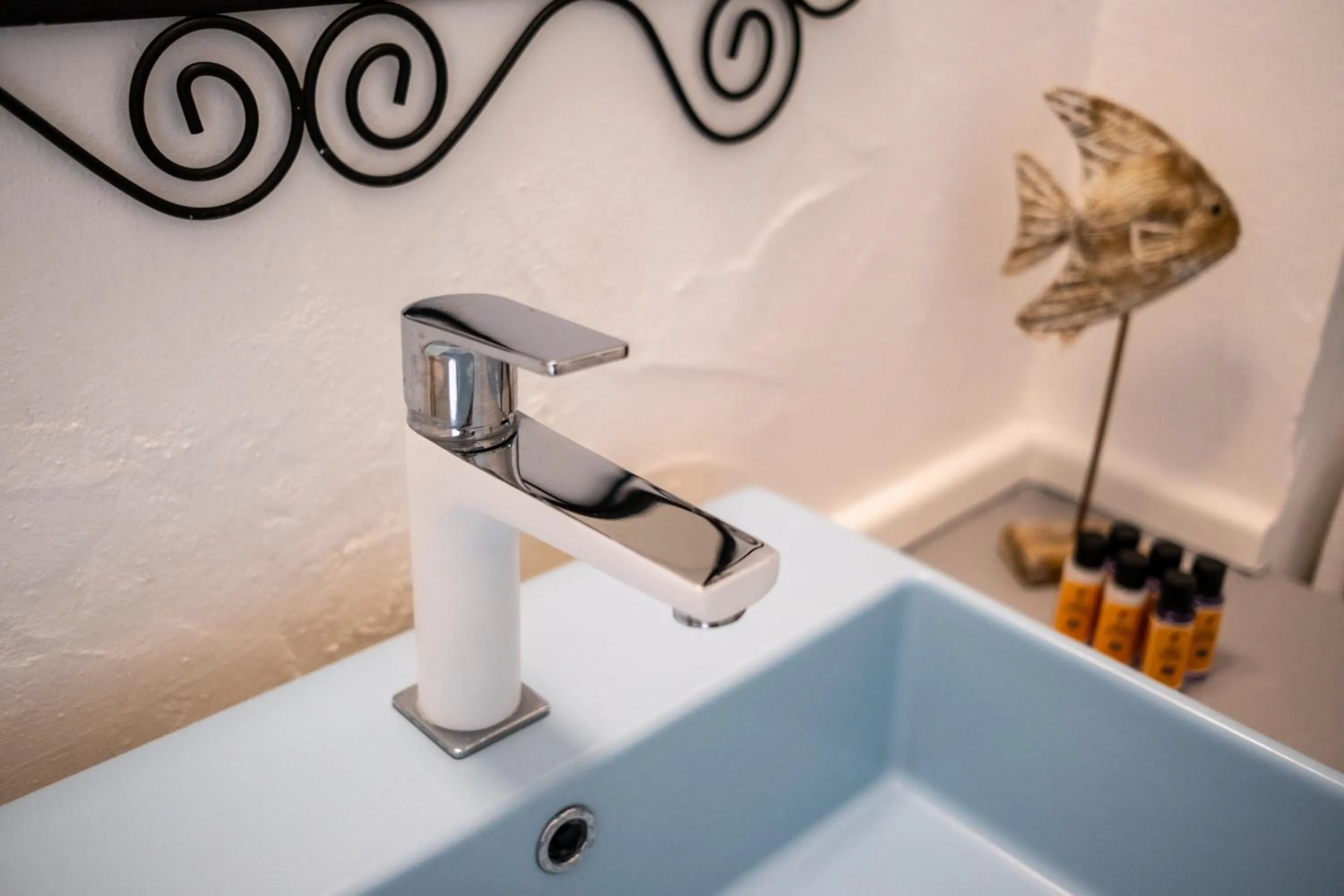 Bathroom in Deniz Kabugu Hotel