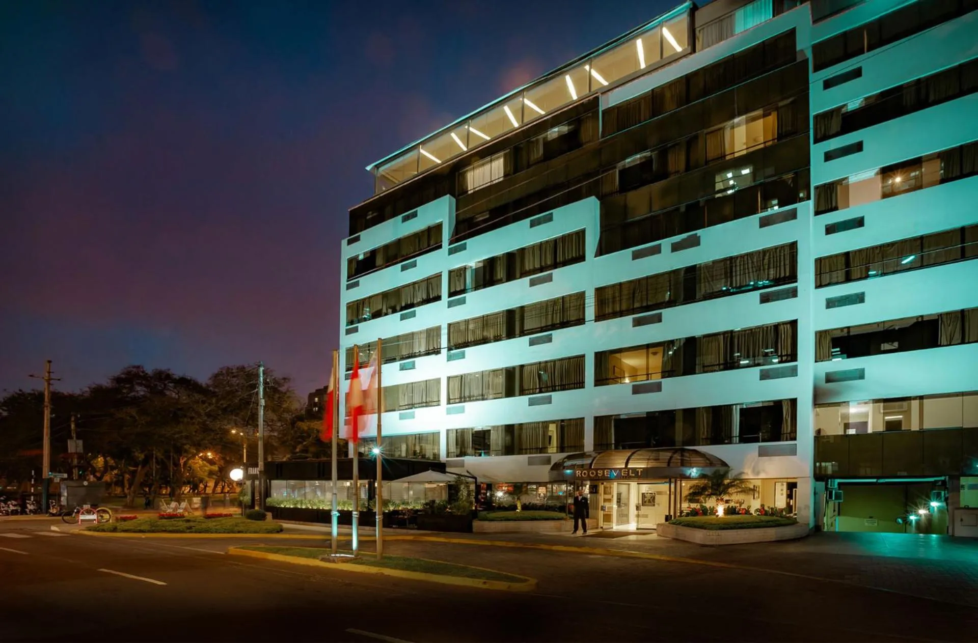 Roosevelt Hotel & Suites