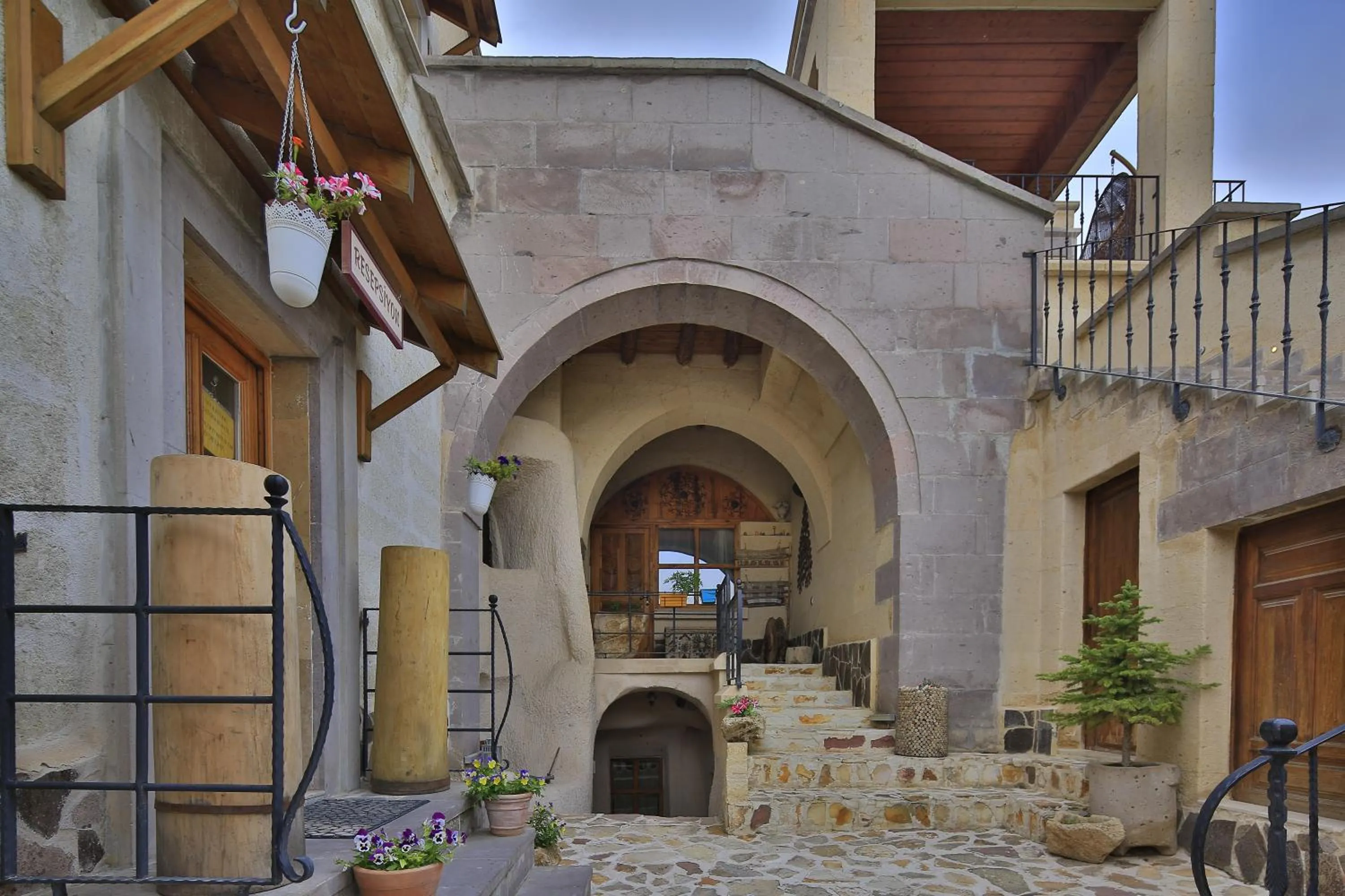 Day in La Casa Cave Hotel