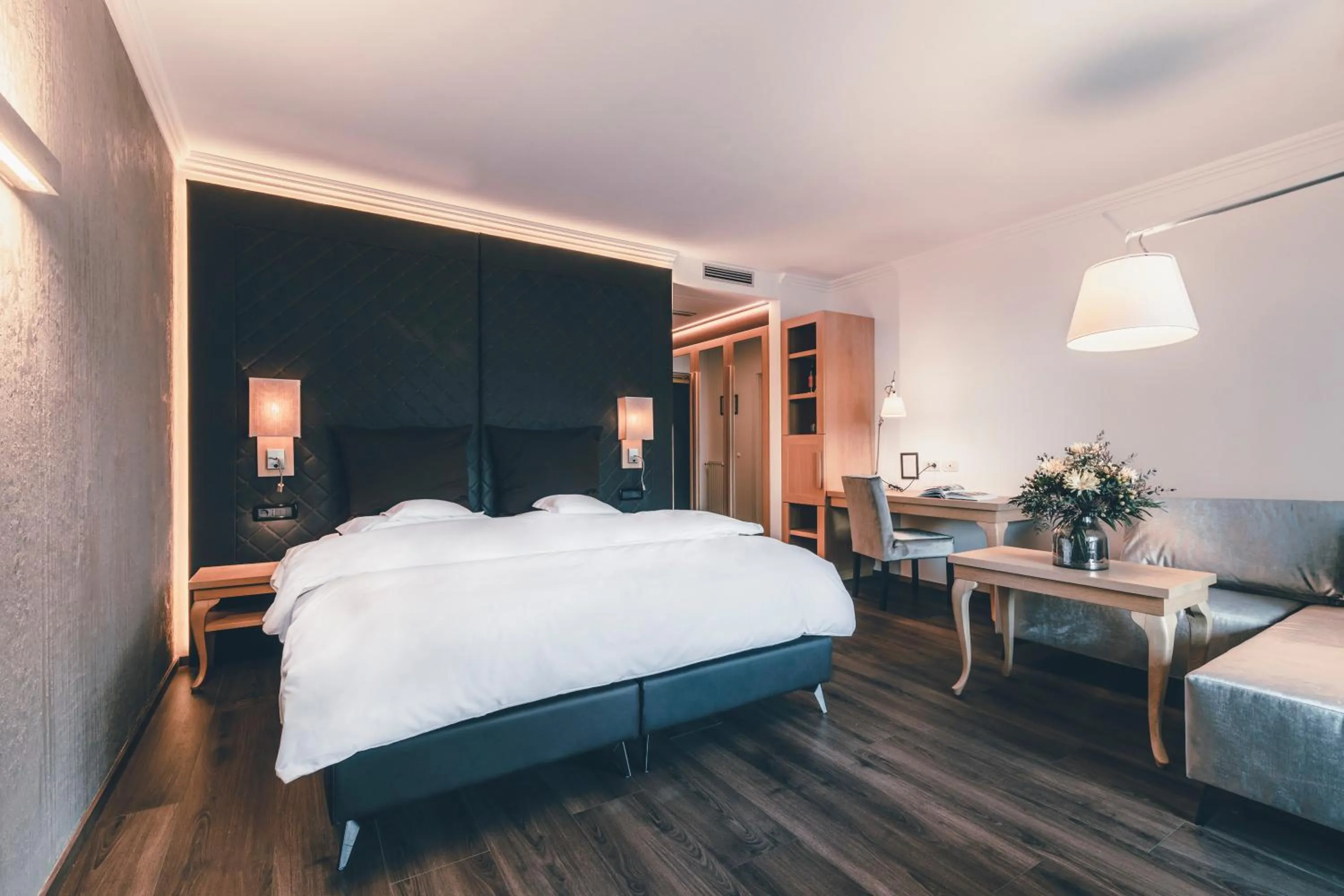 Bedroom, Bed in Golserhof